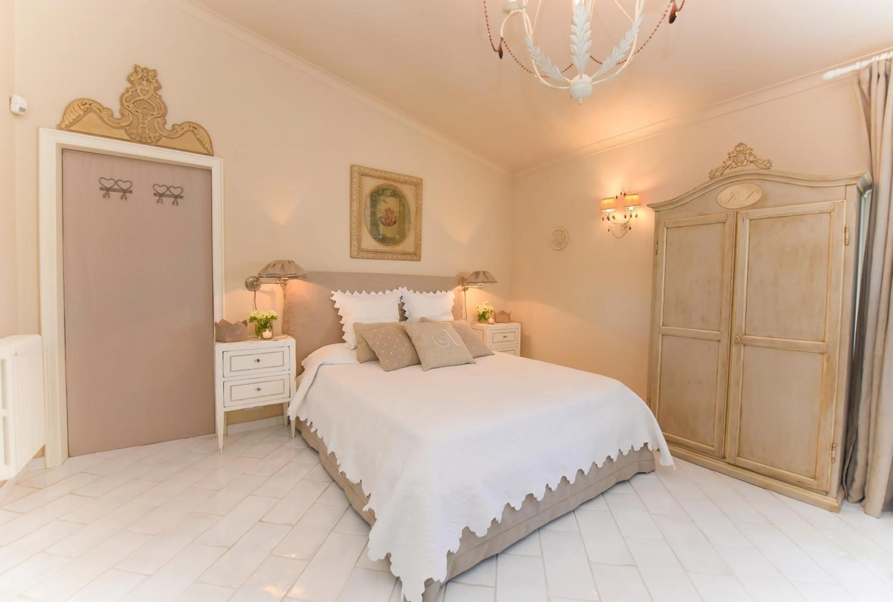 Bedroom, Bed in Villa Annabelle