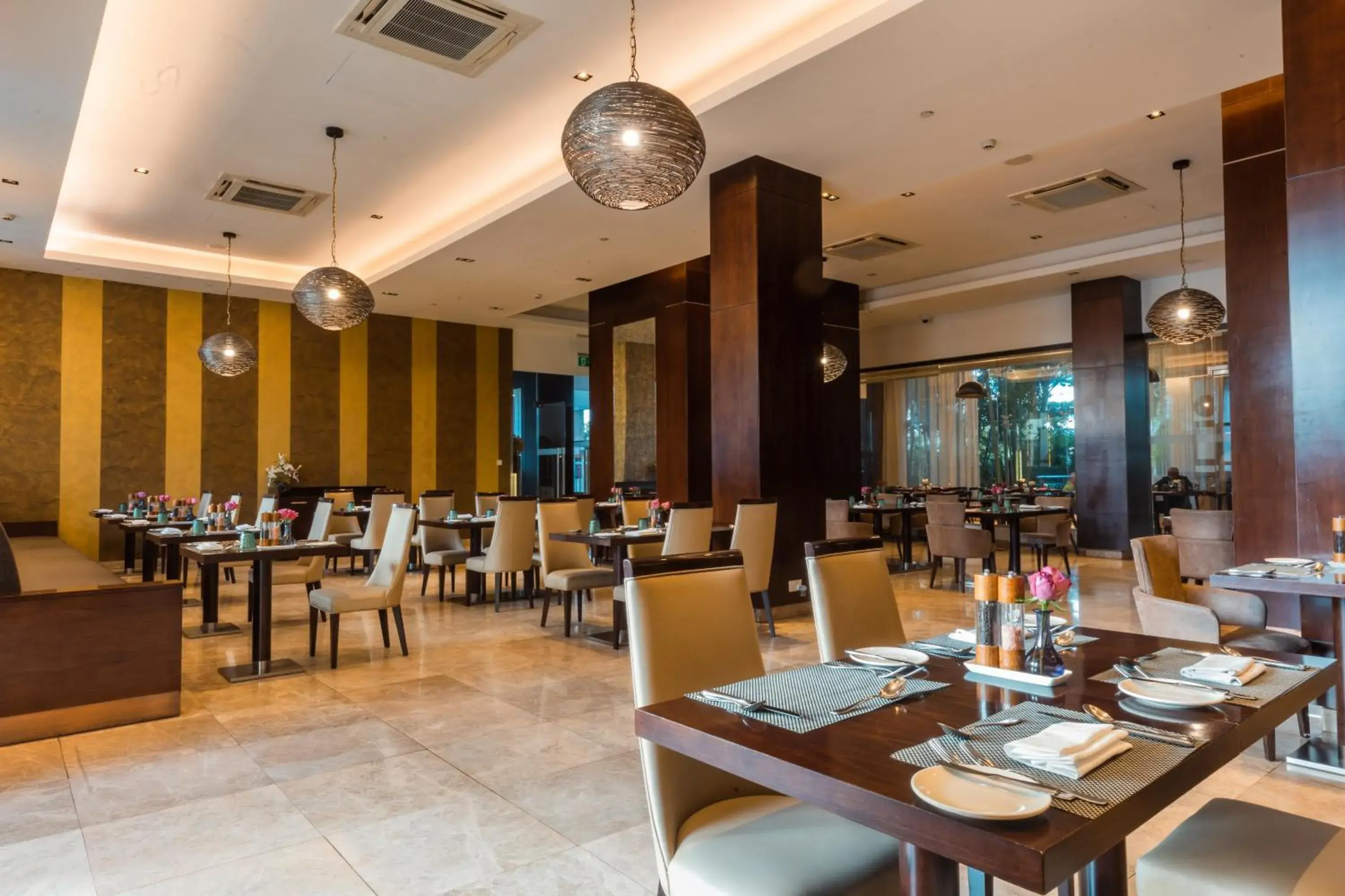 Restaurant/places to eat in Crowne Plaza Nairobi Airport by IHG Restaurant/places to eat in Crowne Plaza Nairobi Airport by IHG