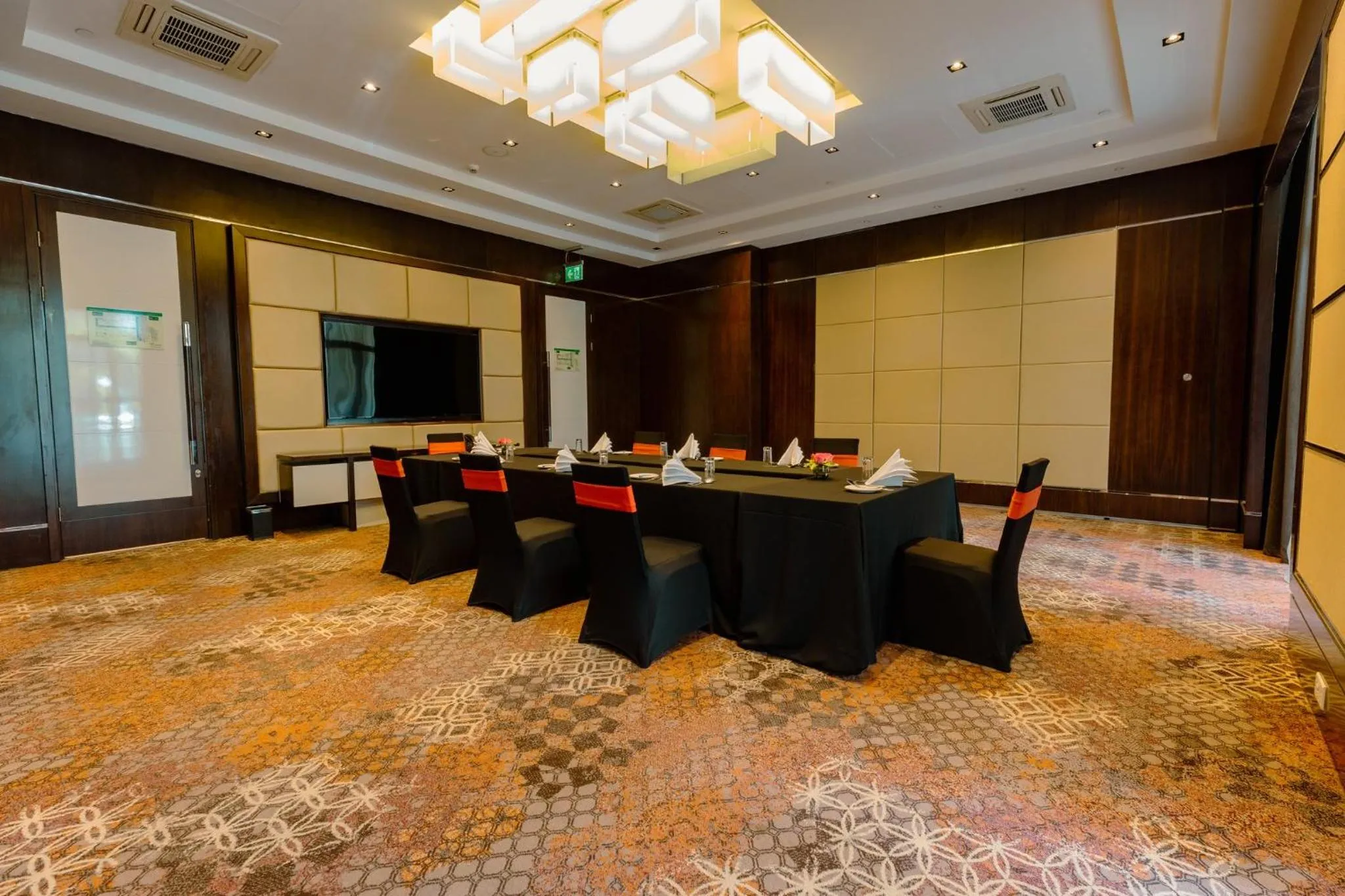 Banquet/Function facilities in Crowne Plaza Nairobi Airport by IHG