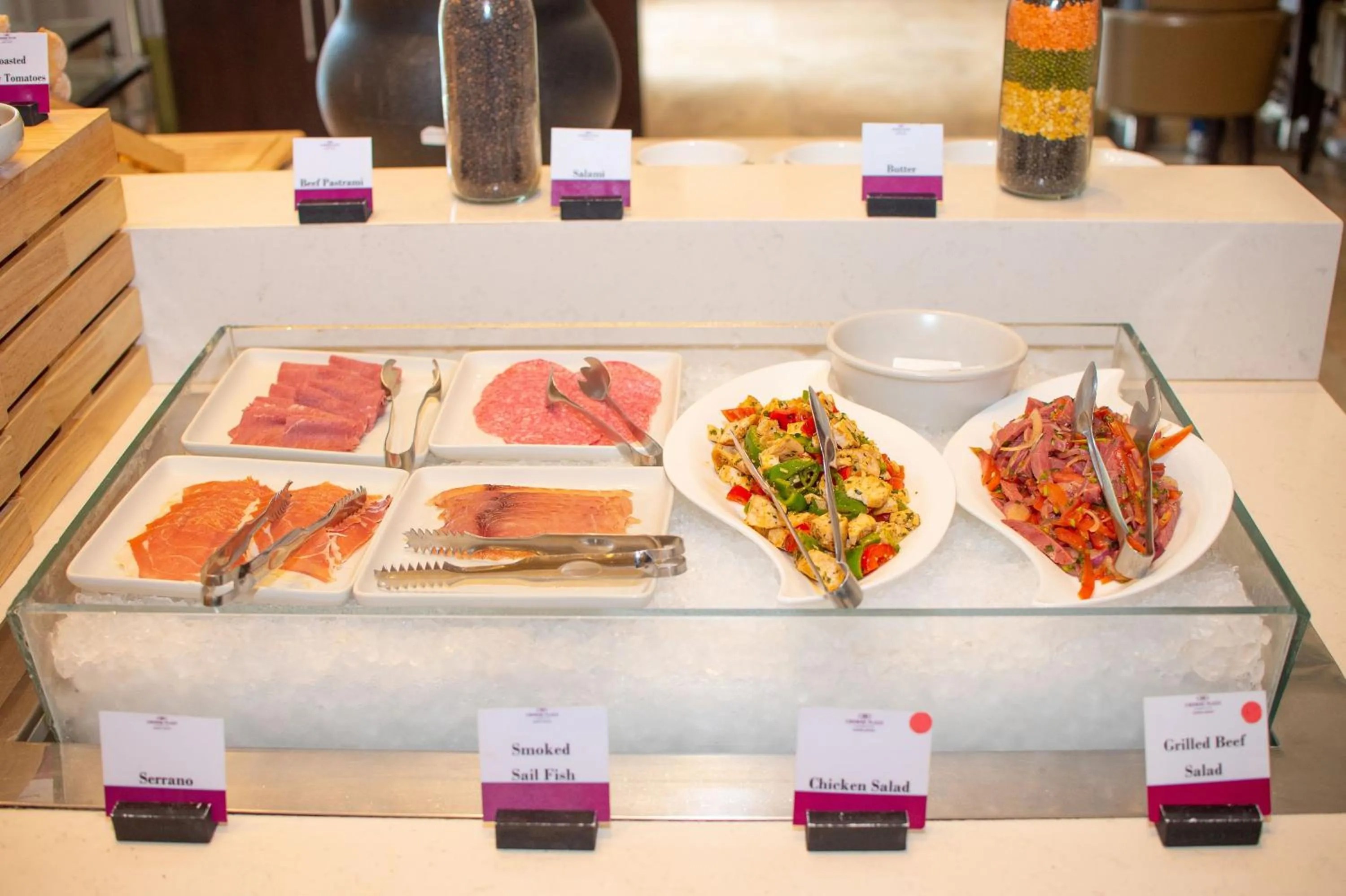 Restaurant/places to eat in Crowne Plaza Nairobi Airport by IHG