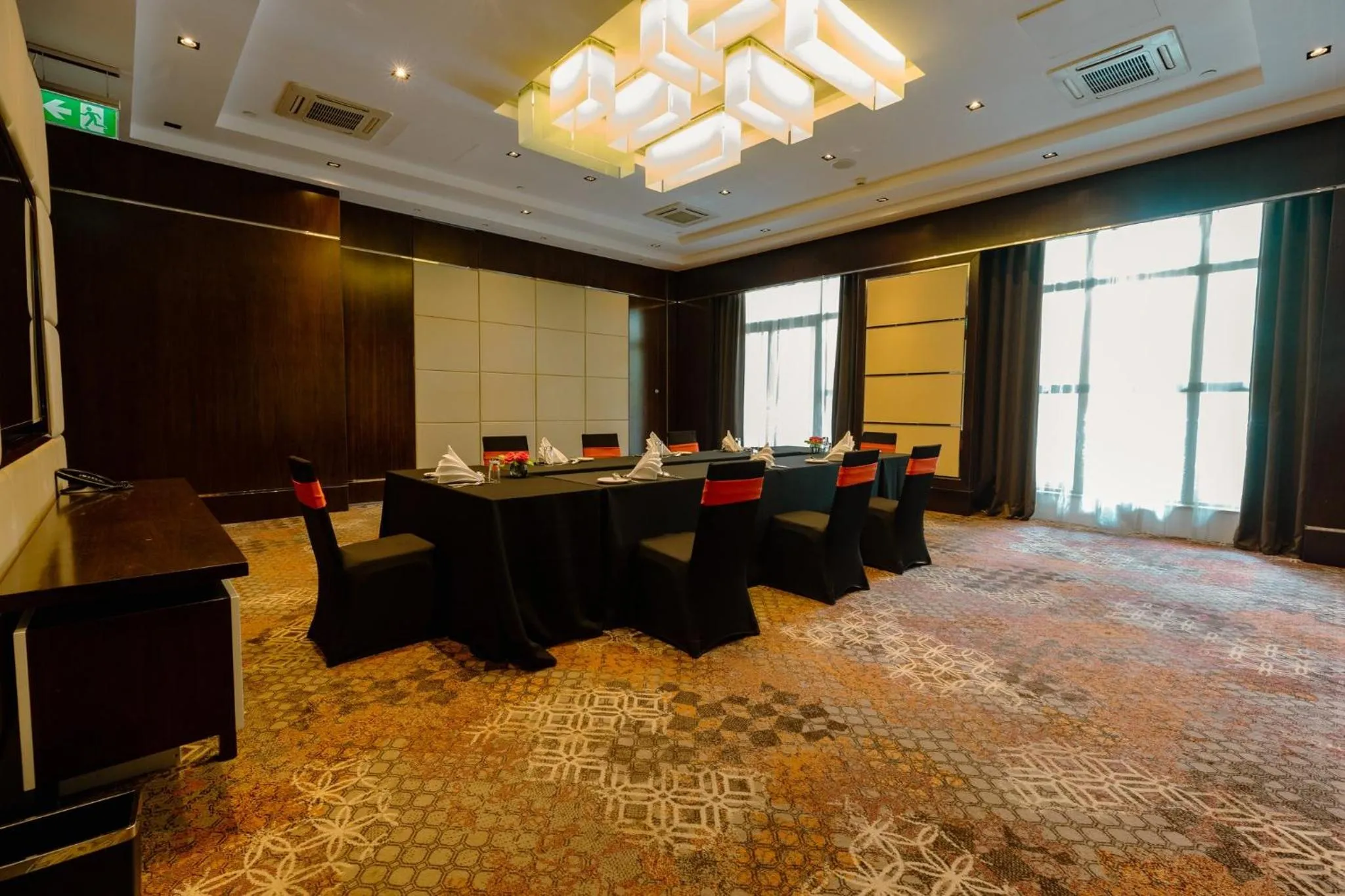 Banquet/Function facilities in Crowne Plaza Nairobi Airport by IHG