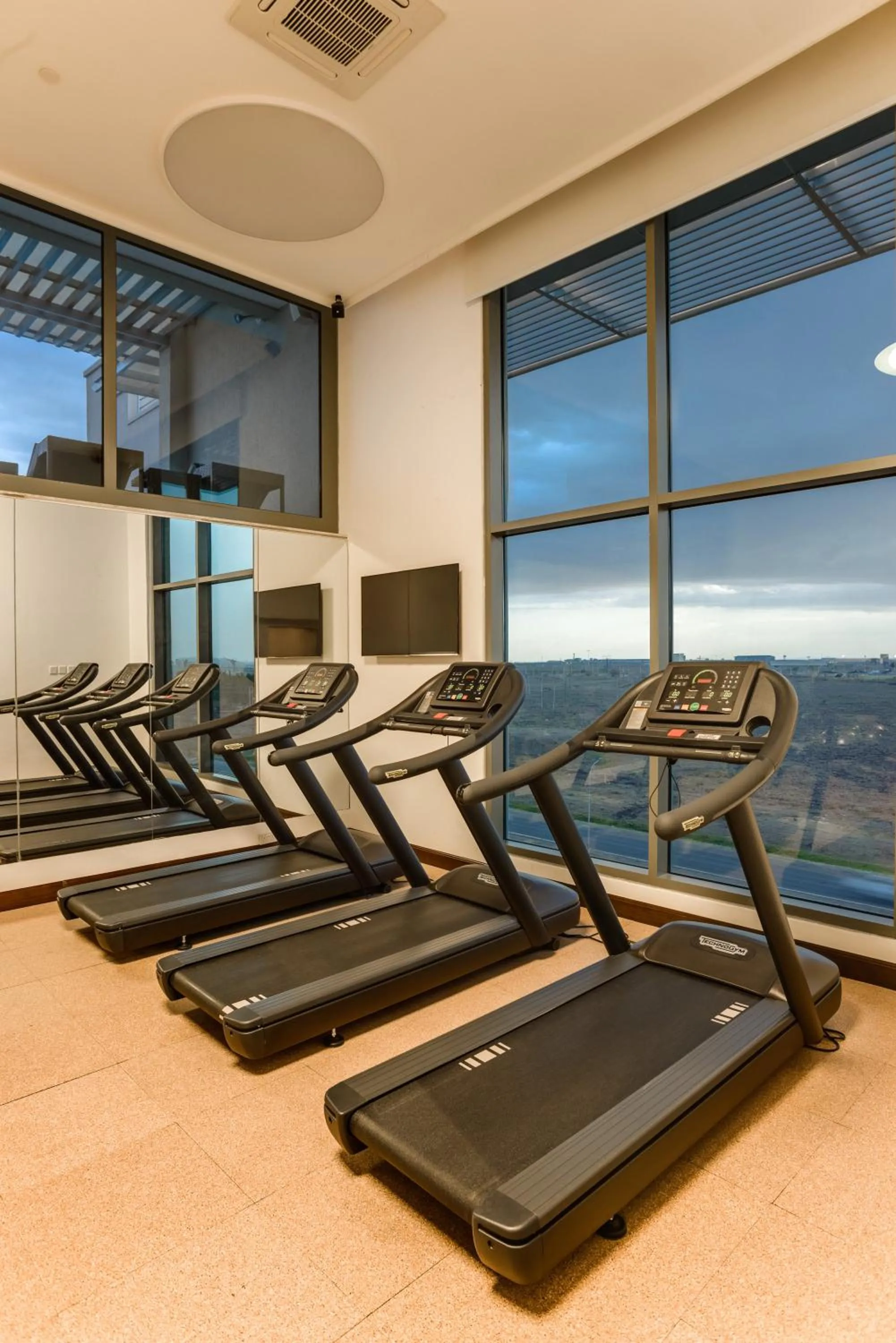 Fitness centre/facilities in Crowne Plaza Nairobi Airport by IHG