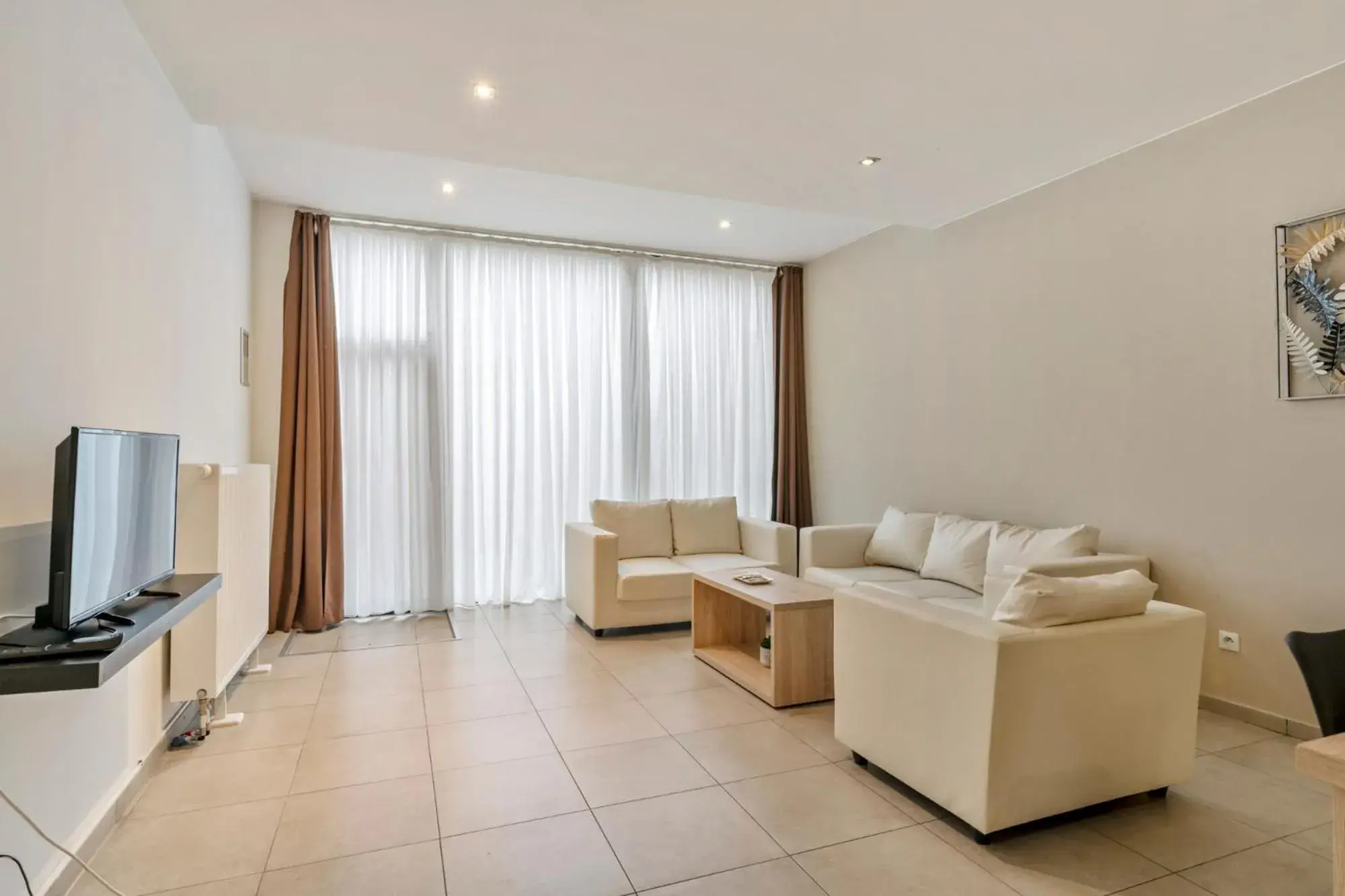 Two-Bedroom Apartment in Ambassador Suites Leuven Two-Bedroom Apartment in Ambassador Suites Leuven