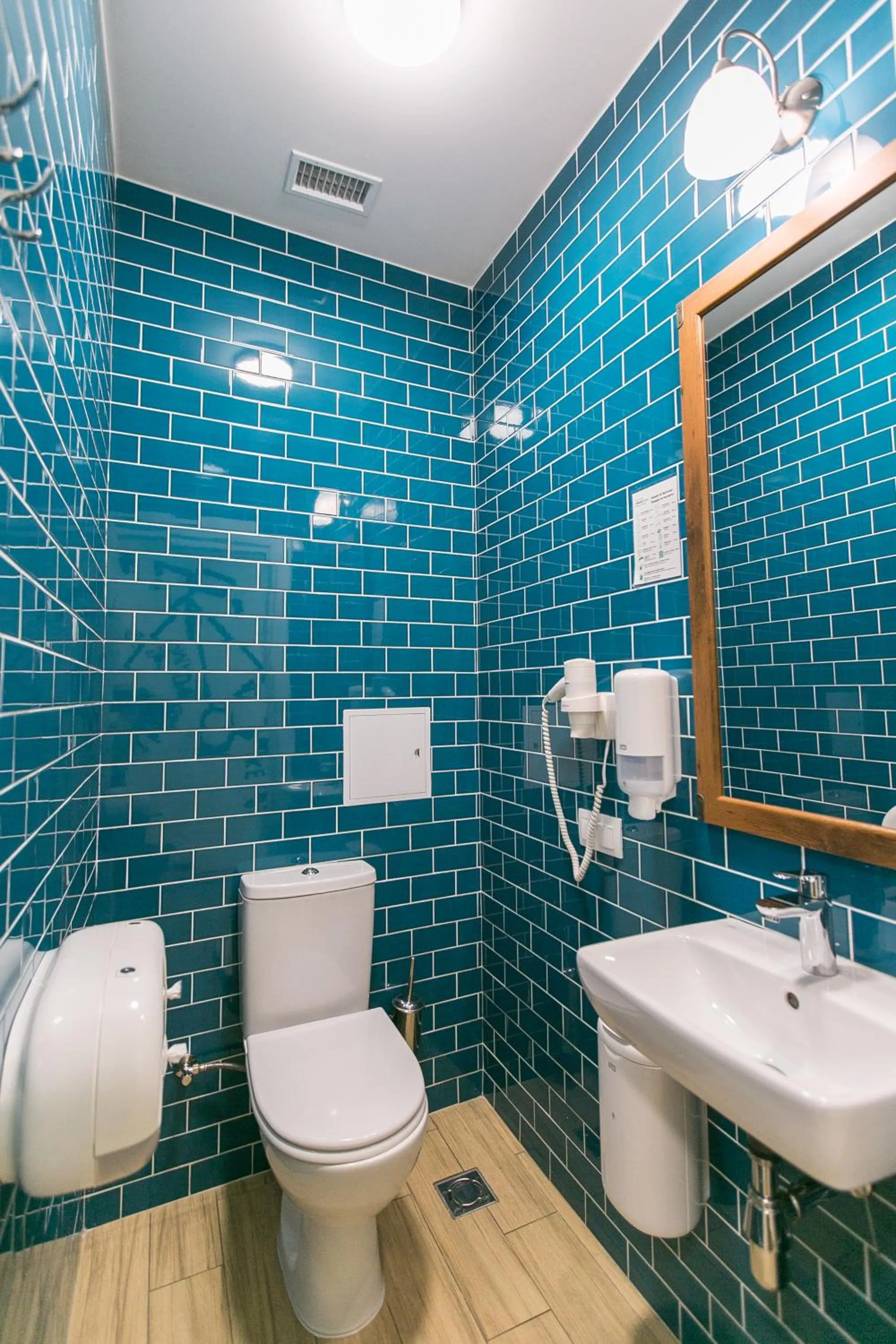 Toilet in DREAM Hostel Lviv