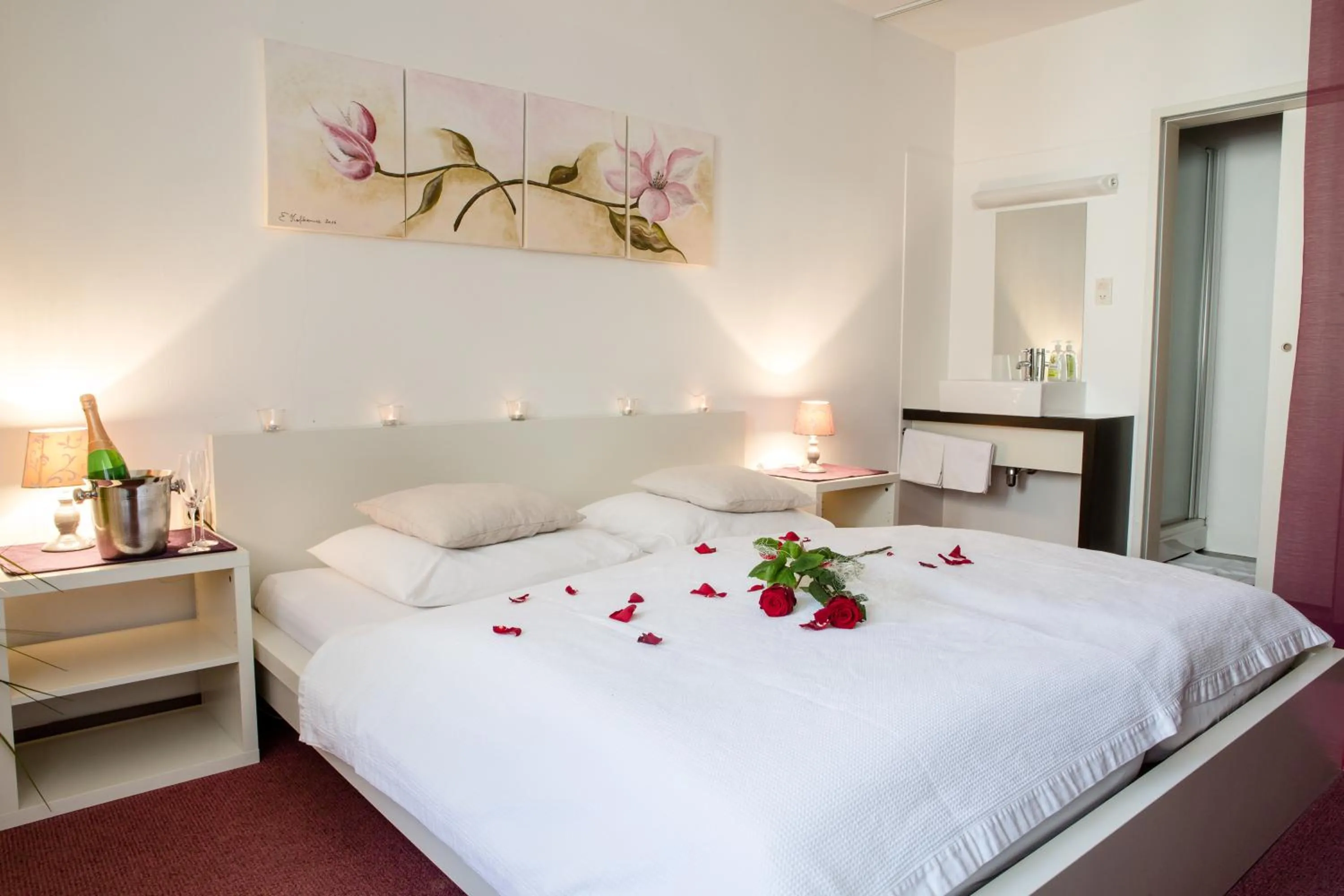 Bedroom in Landgasthof Steinmühl Hofbauer Frühstückspension und Campingplatz