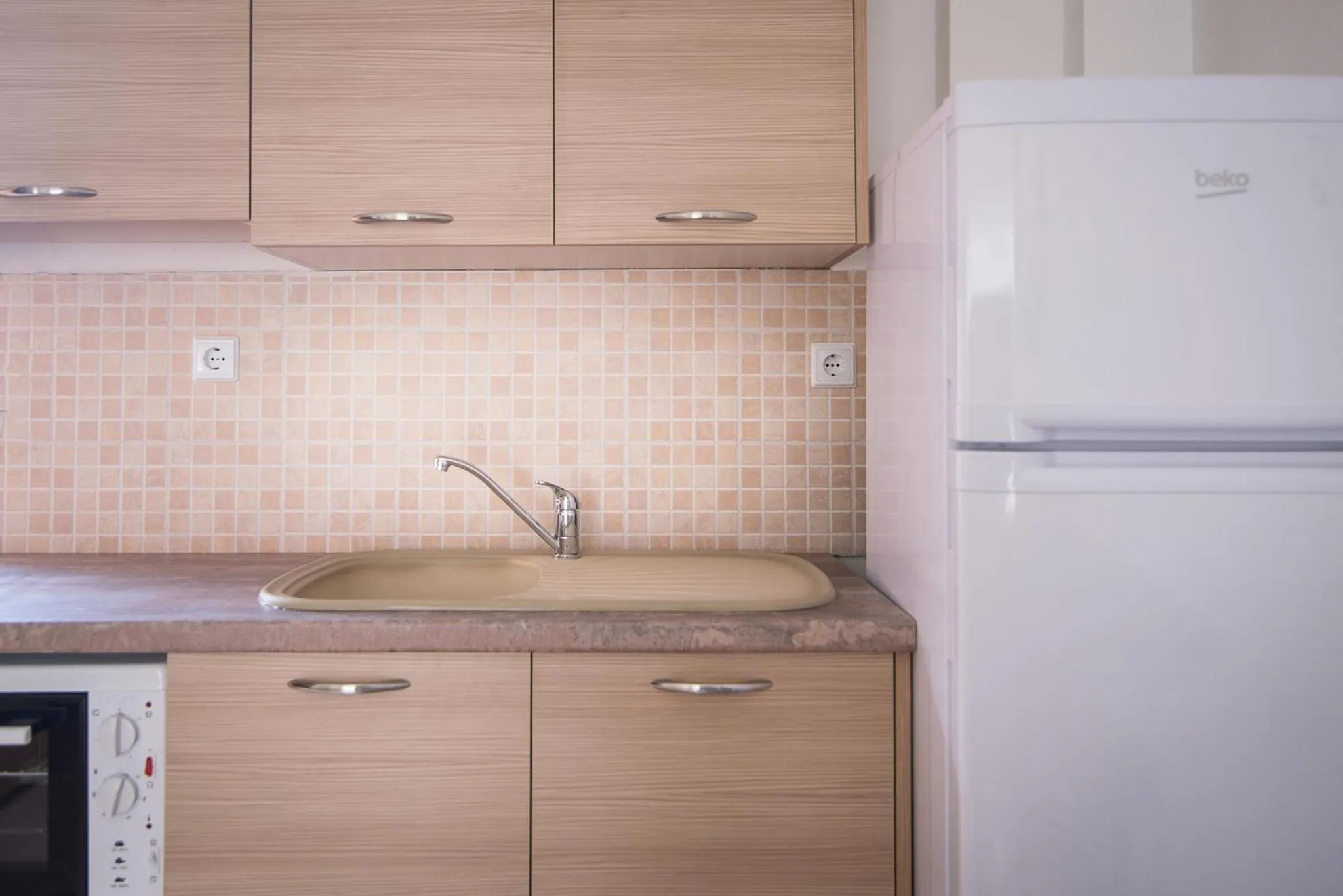 Kitchen or kitchenette in Apanemia by Flegra Hotels