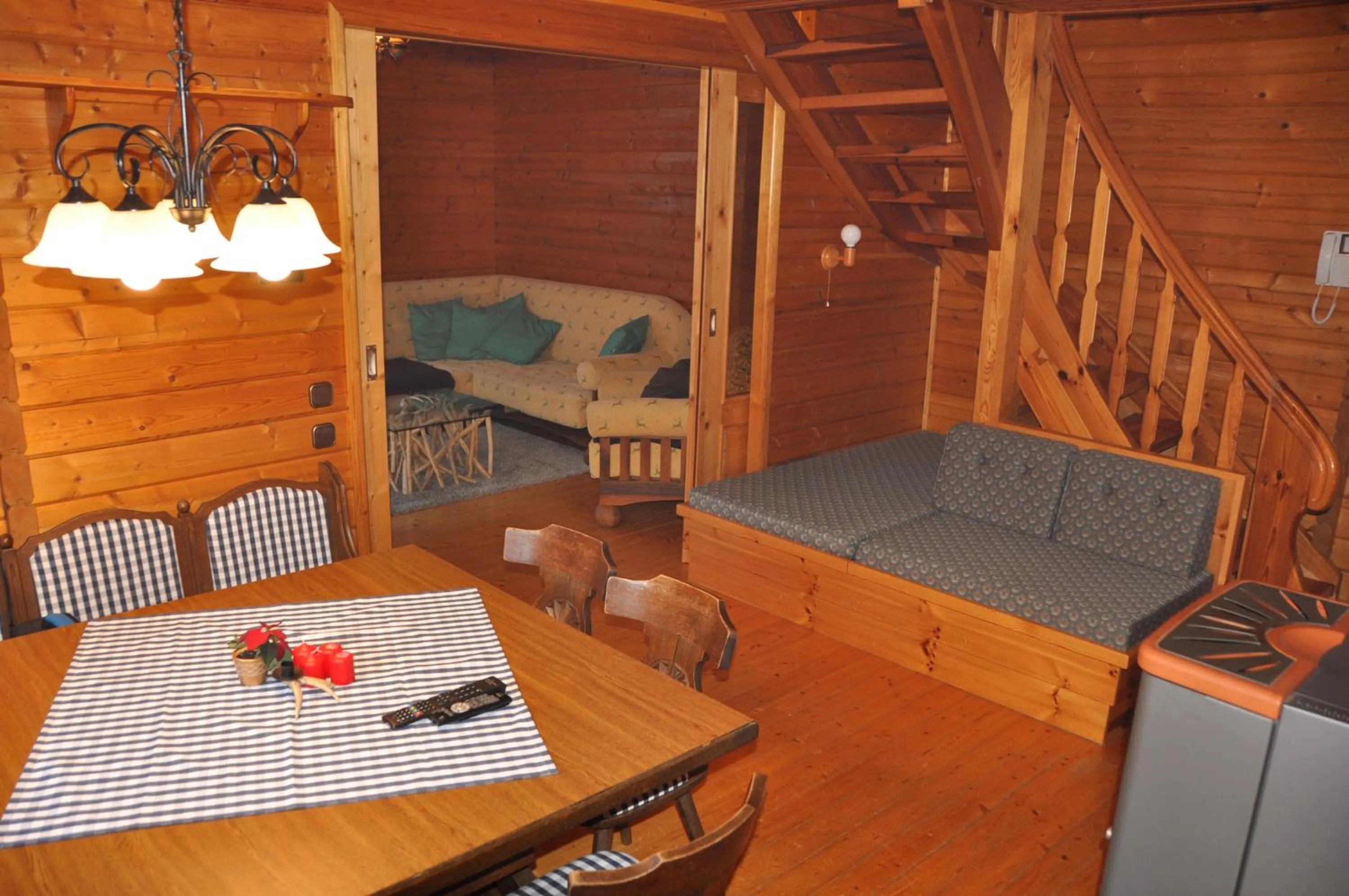 Dining area in Holzhaus in Hinterstoder