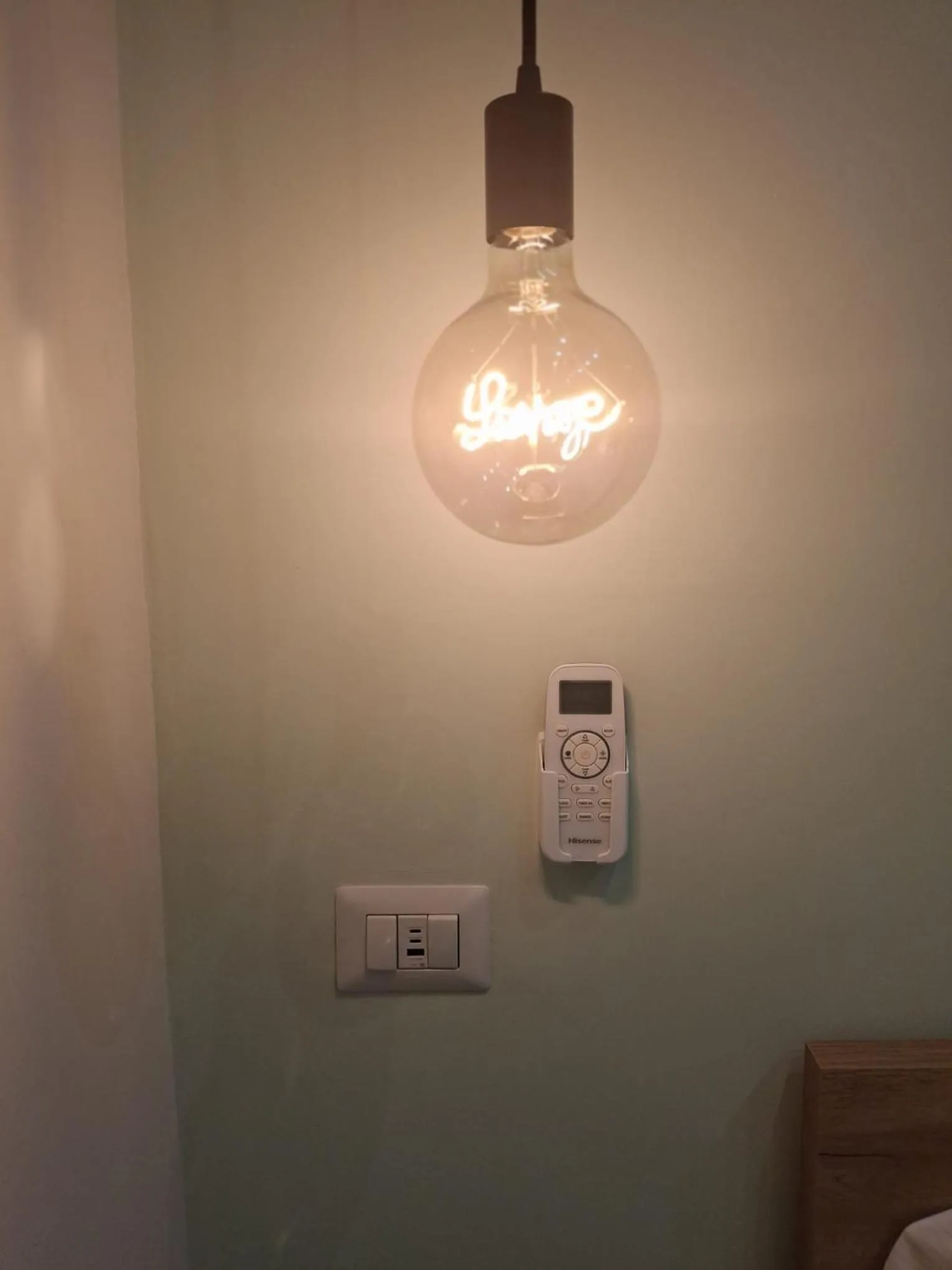 Decorative detail in Double B Ferruccio I