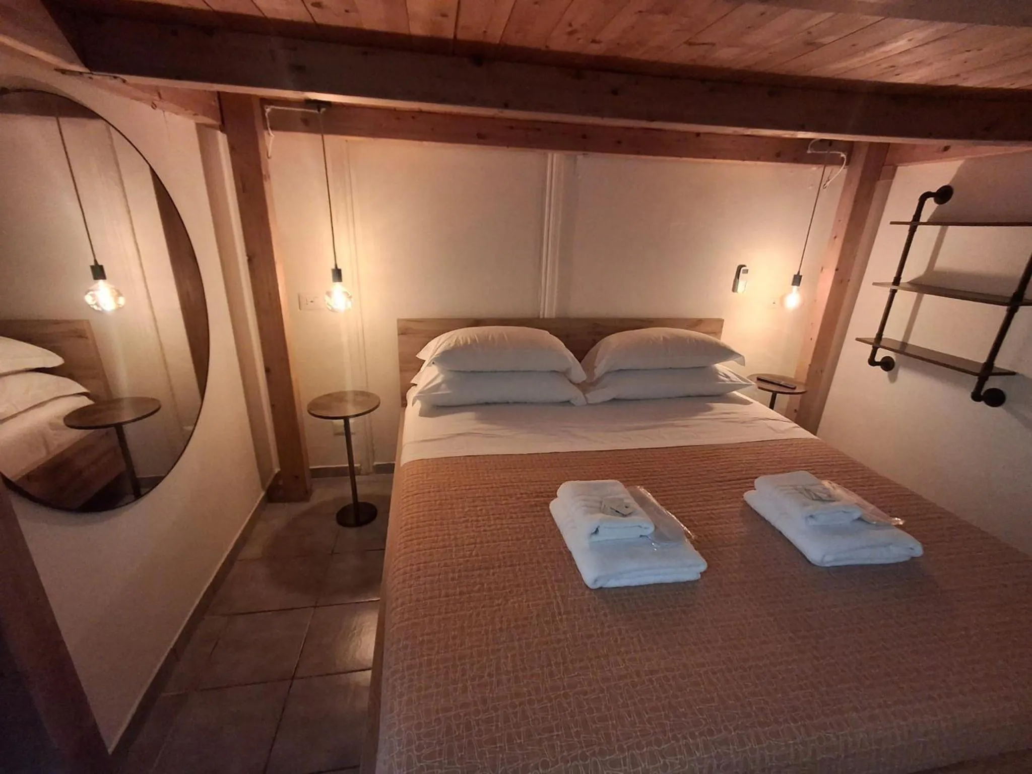 Bedroom, Bed in Double B Ferruccio I