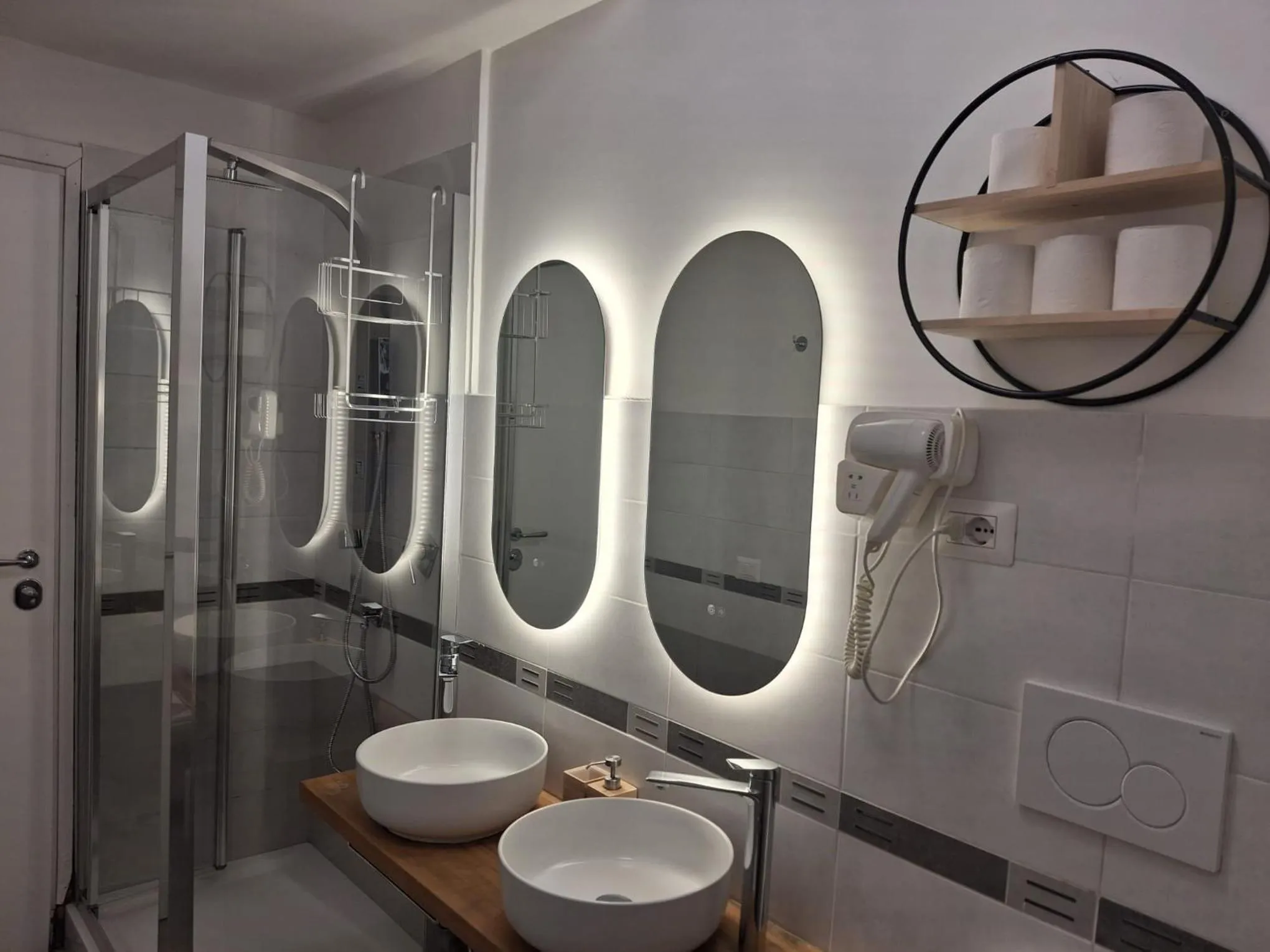Shower in Double B Ferruccio I