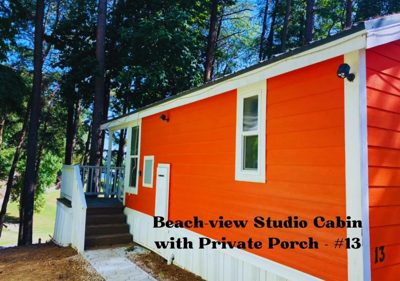 Property building in Long Cove Resort and Marina