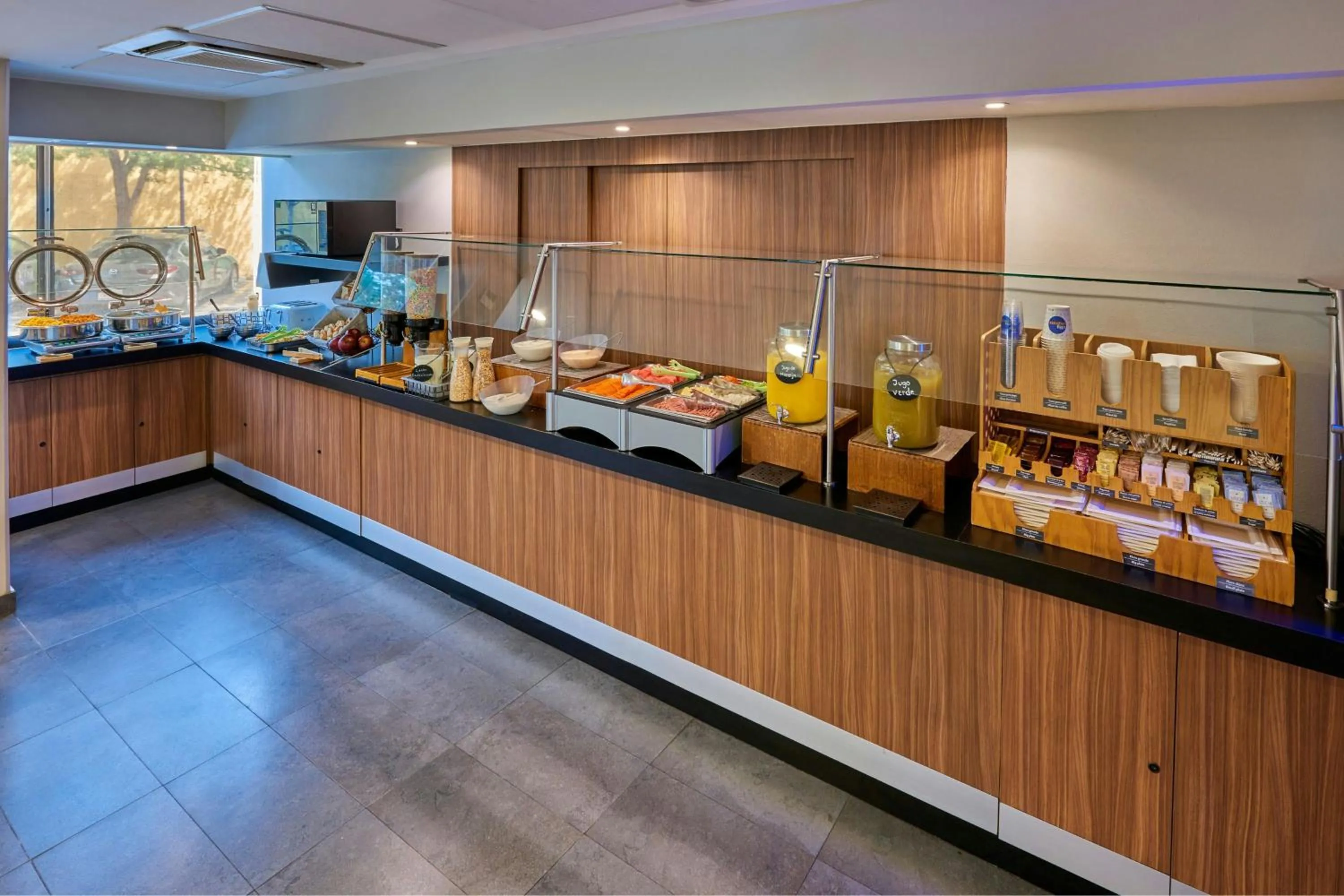 Breakfast in City Express by Marriott Celaya Galerias