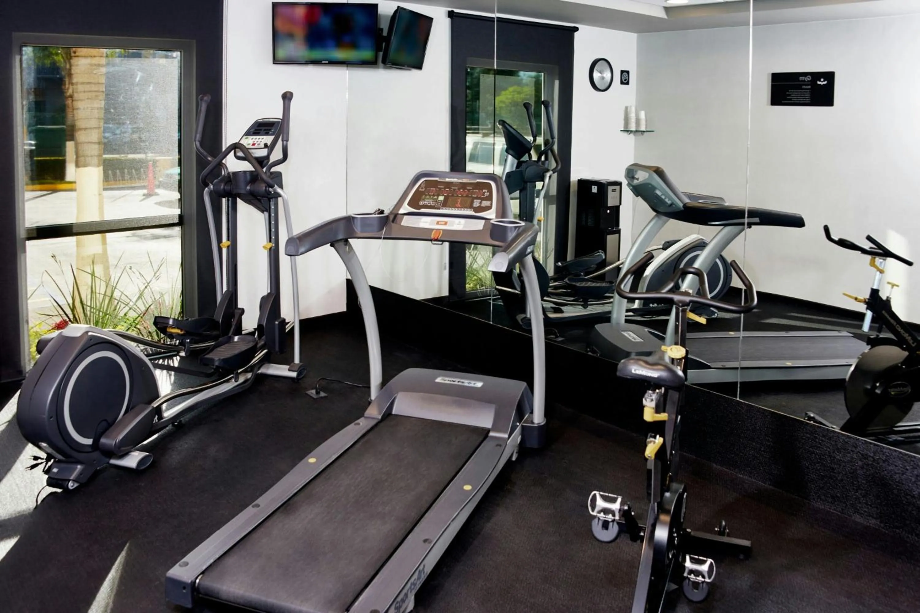 Fitness centre/facilities in City Express by Marriott Celaya Galerias
