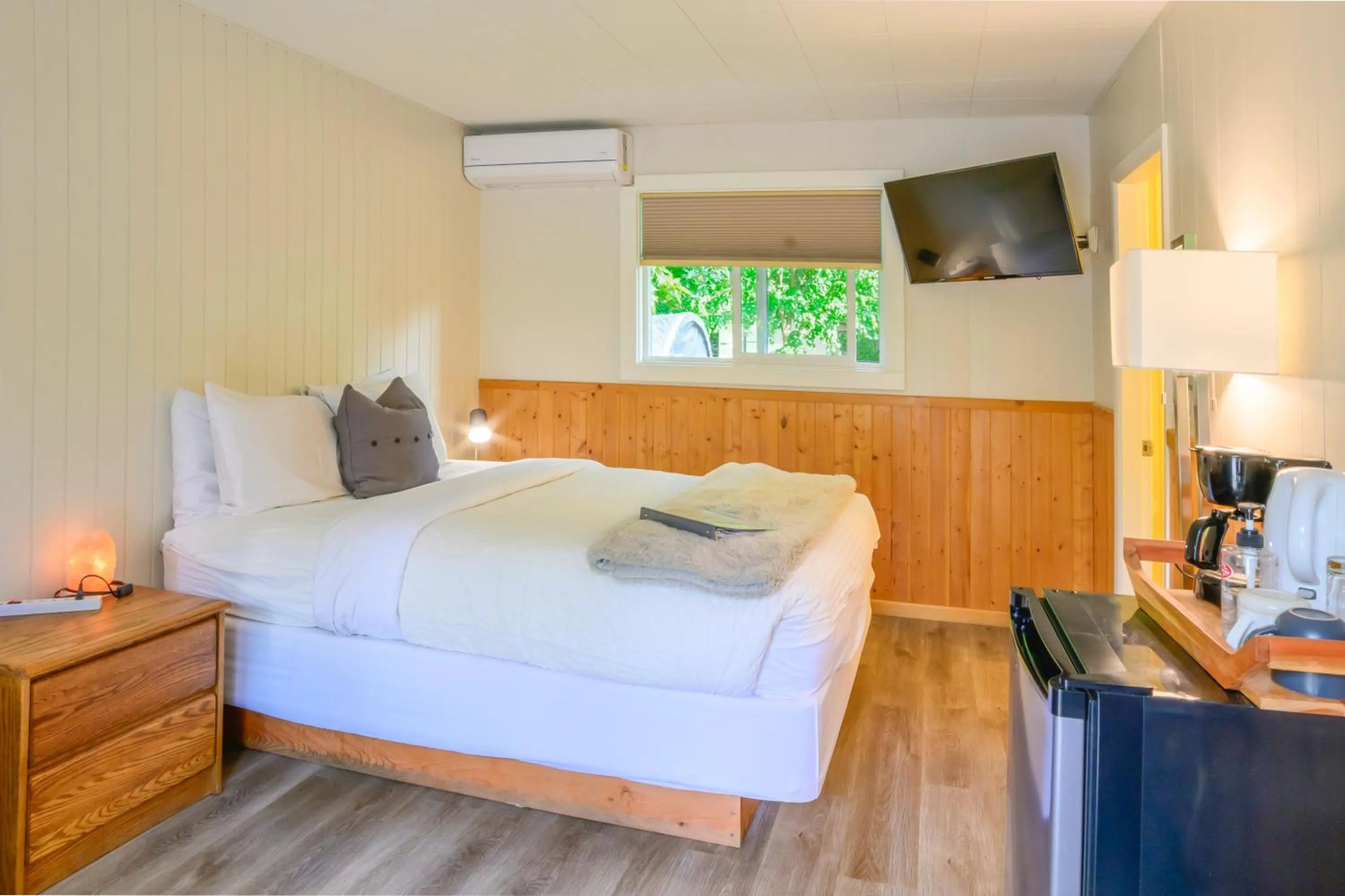 Bed in Barefoot Villas and Retreat