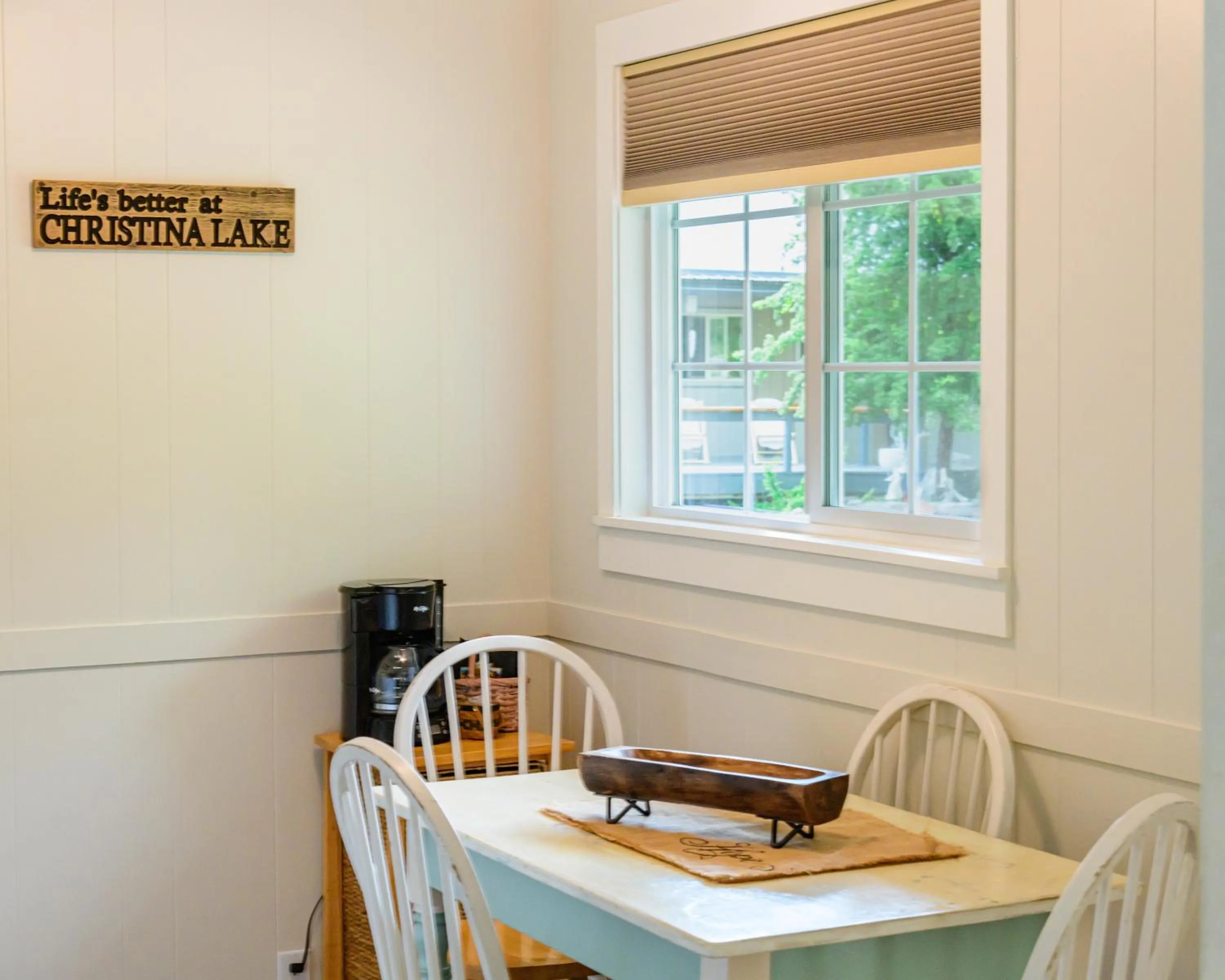 kitchen in Barefoot Villas and Retreat