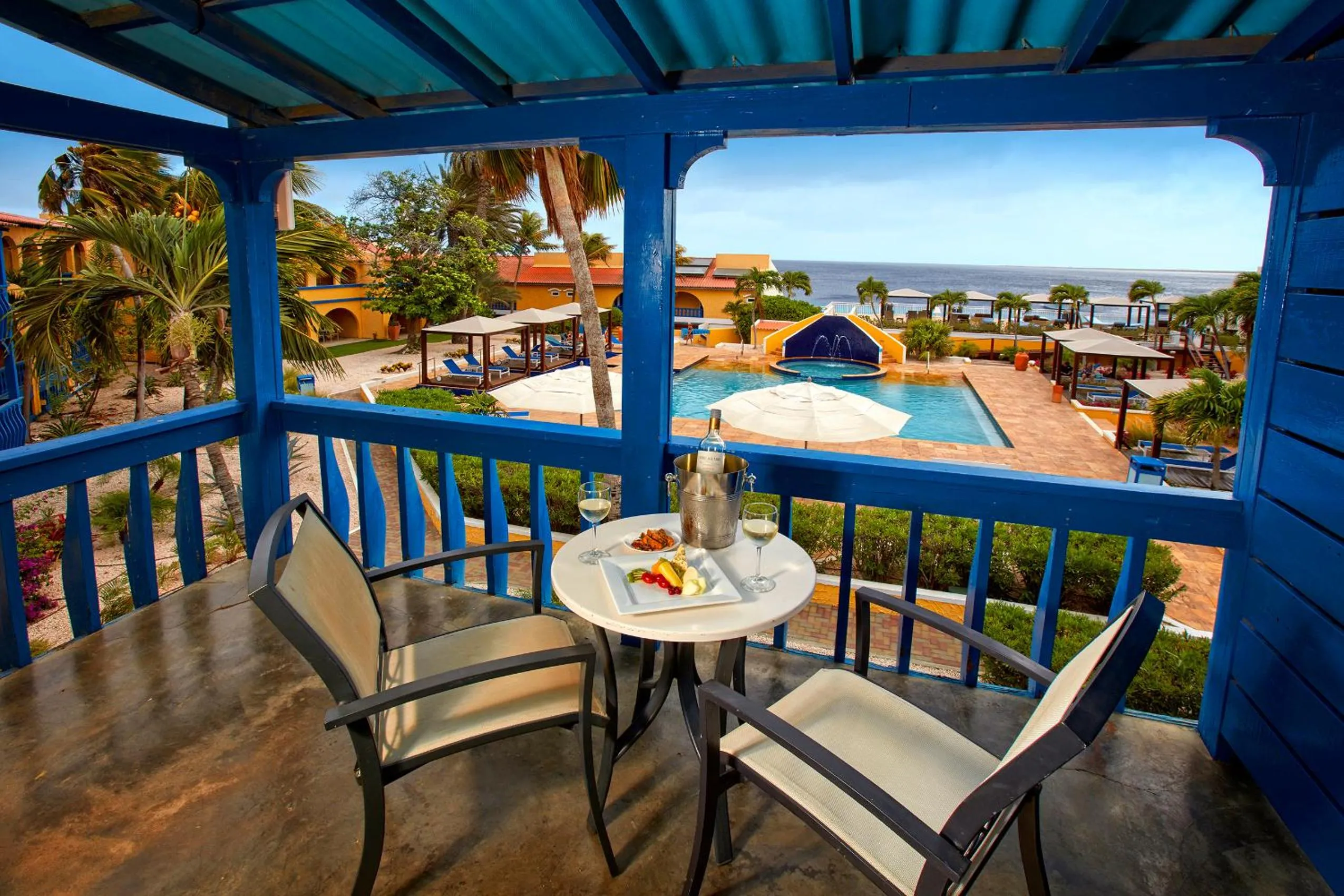 Divi Flamingo Beach Resort