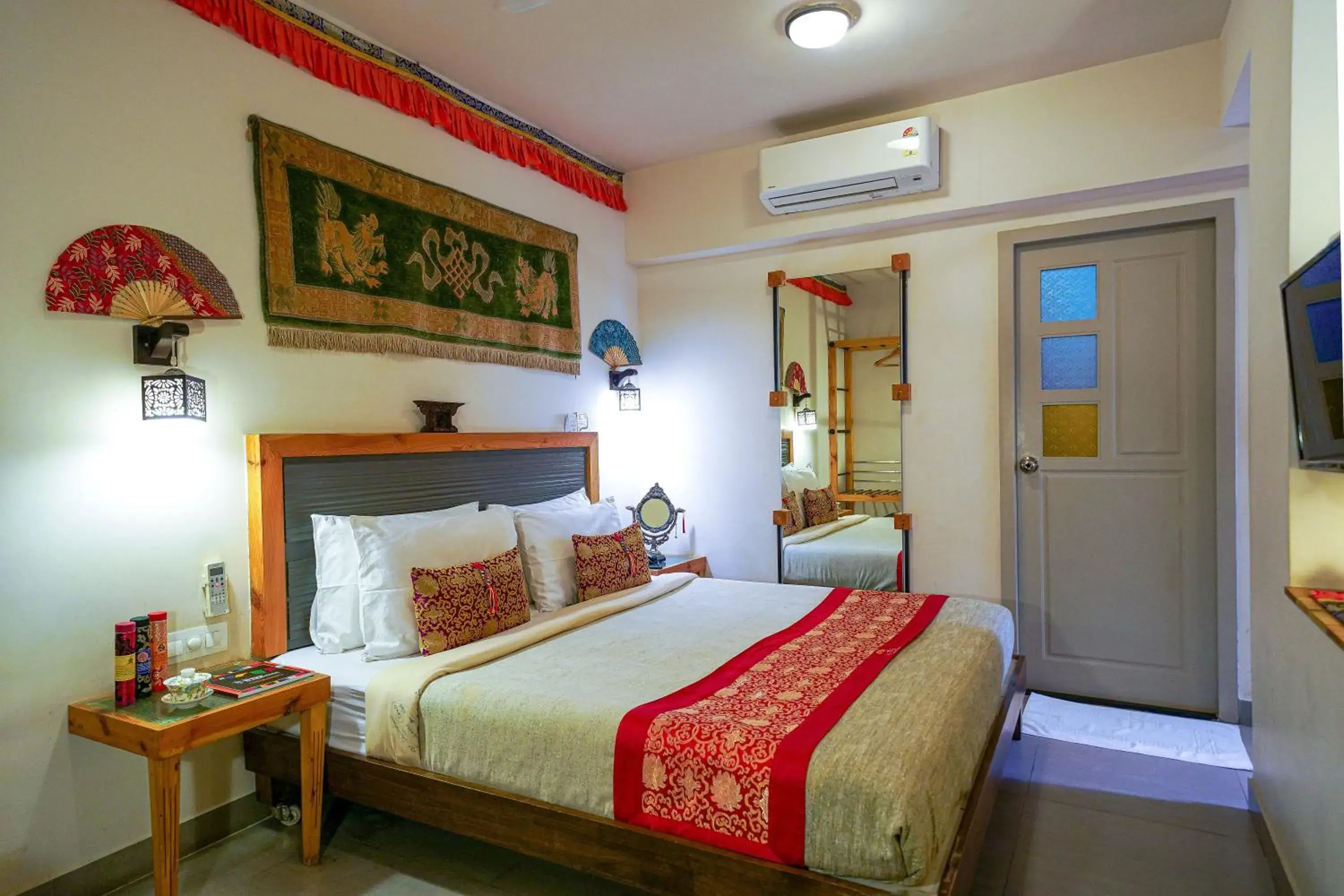 Deluxe Family Room in Open Hotel by Olive - Utse Suites Deluxe Family Room in Open Hotel by Olive - Utse Suites