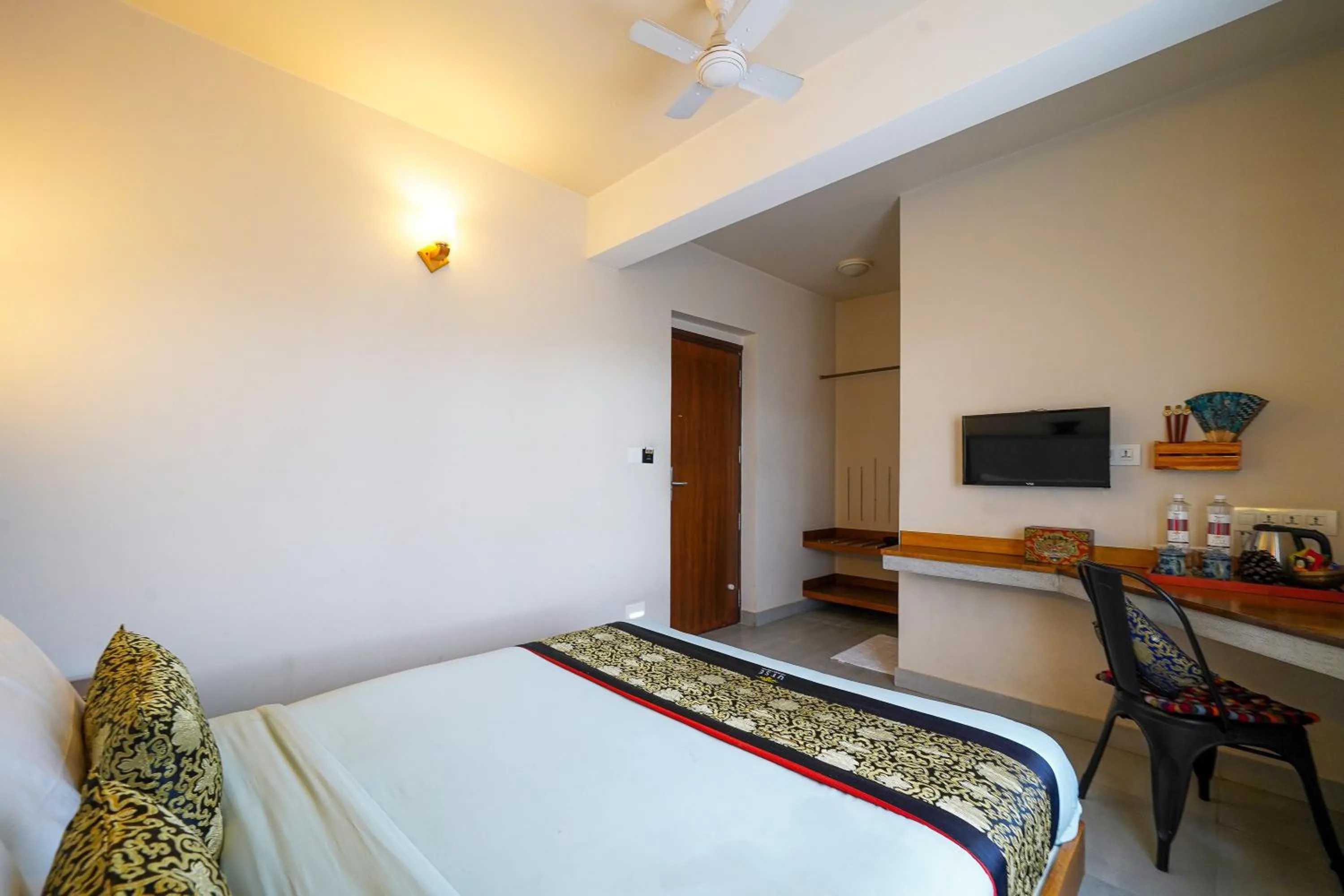 Bed in Open Hotel by Olive - Utse Suites