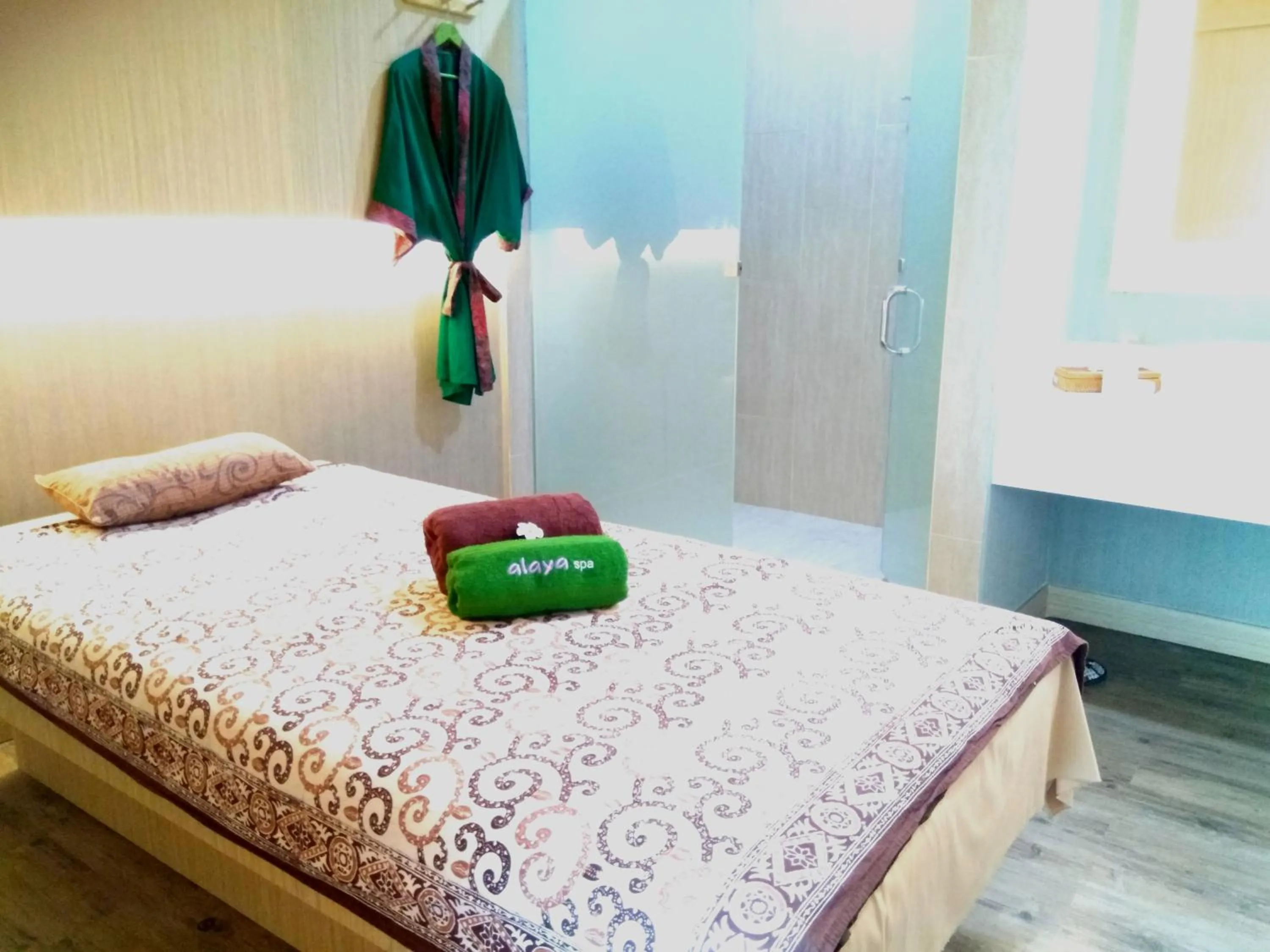 Spa and wellness centre/facilities, Bed in Vertu Harmoni Jakarta