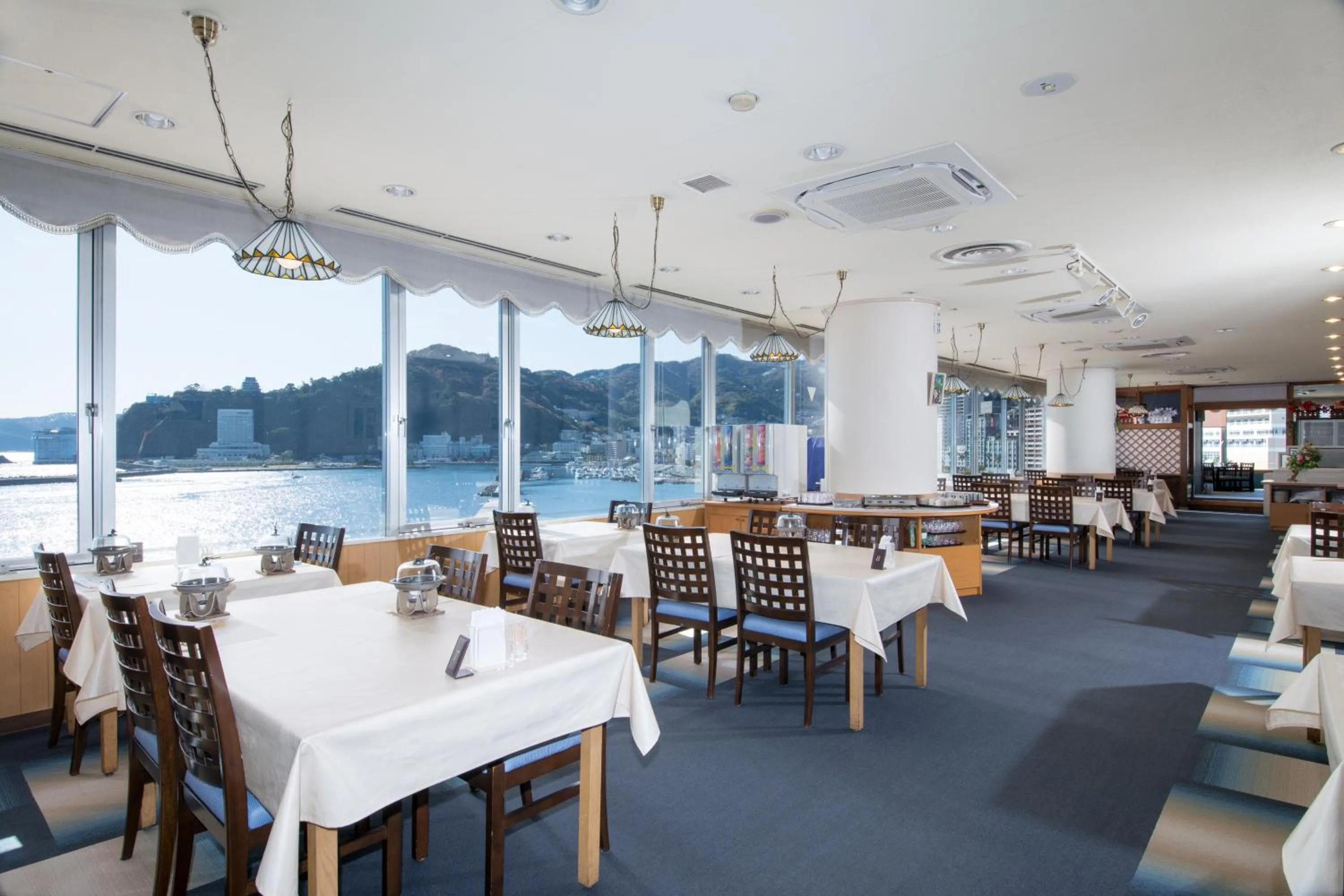 Restaurant/places to eat in Wisterian Life Club Atami