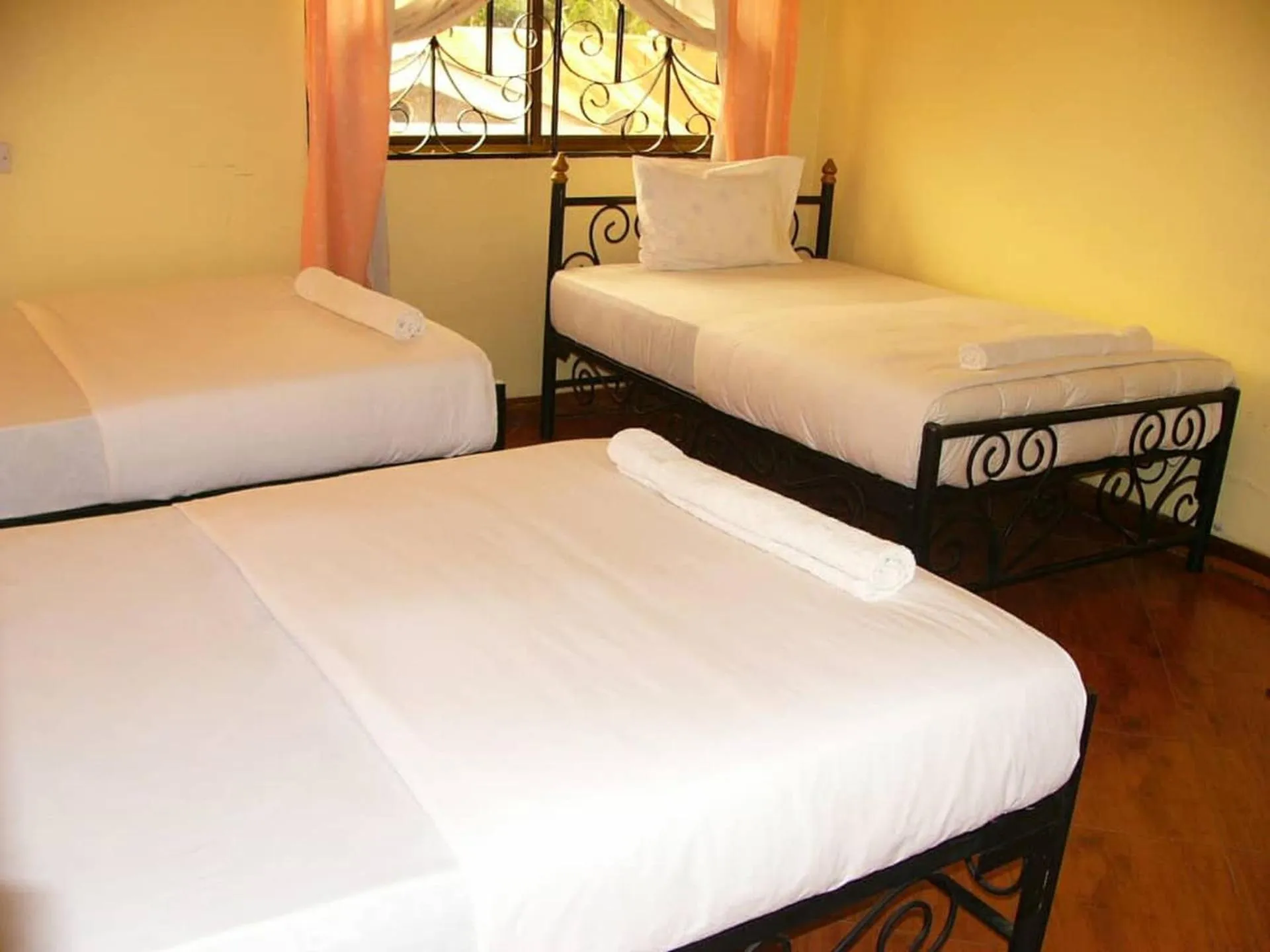 Photo of the whole room, Bed in Bright Star Hotel & Safaris