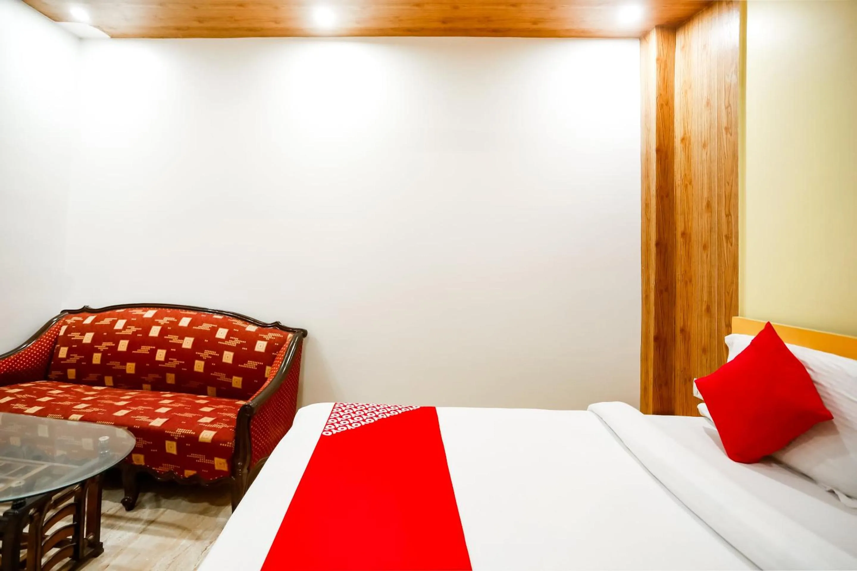 Bedroom, Bed in Sagar Niwas