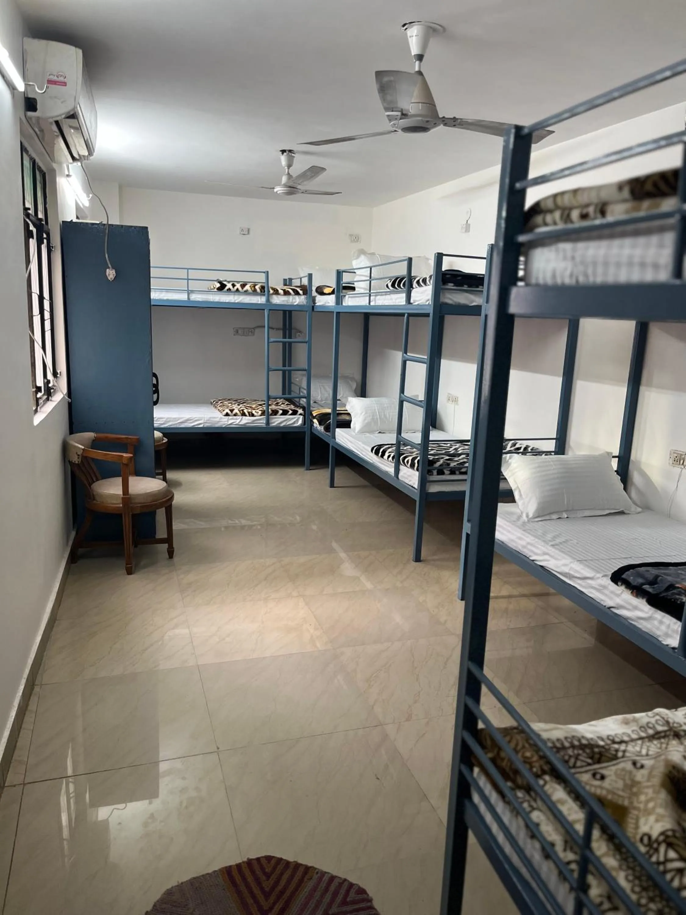 Bed in Sagar Niwas
