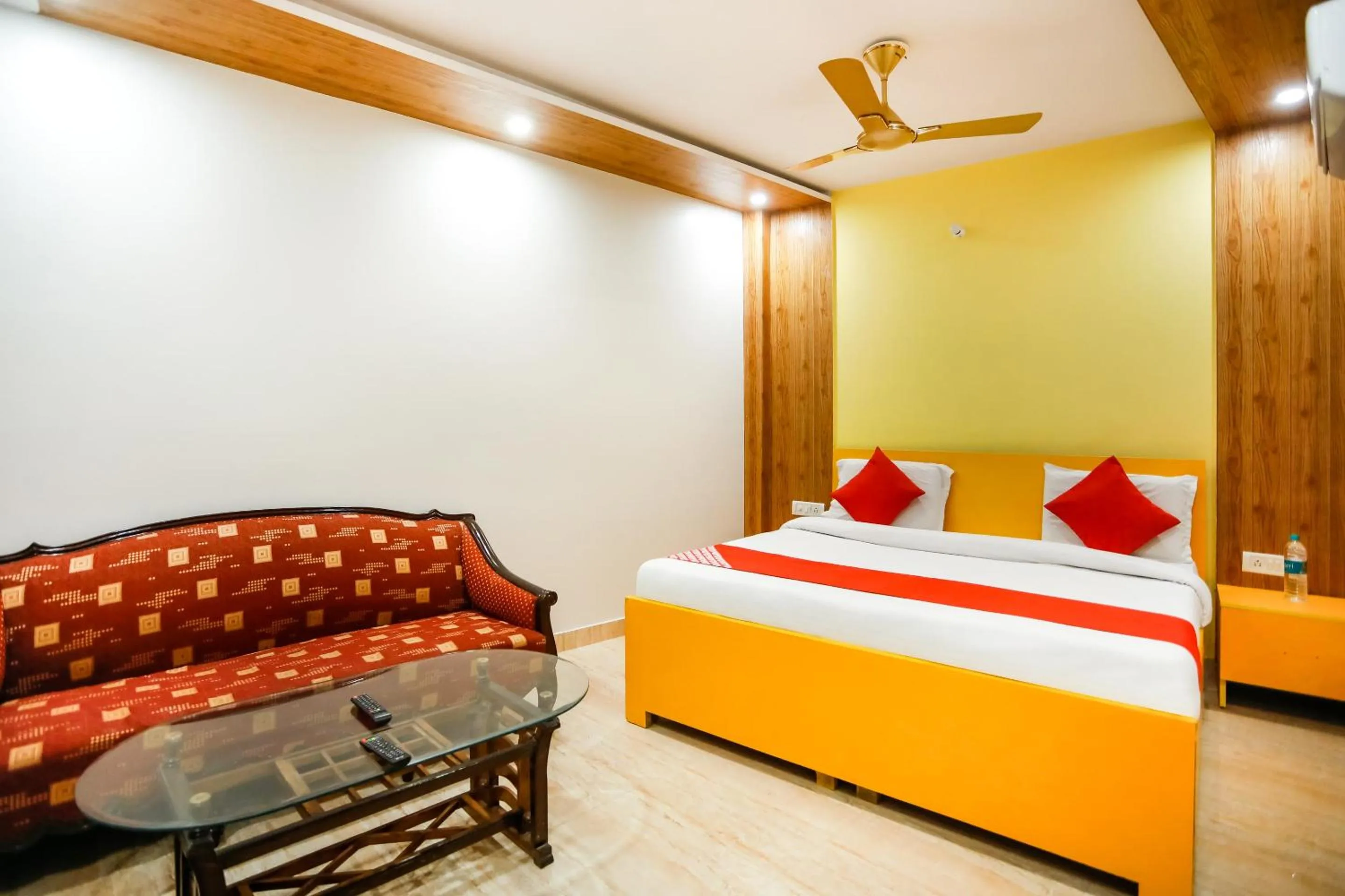 Bedroom, Bed in Sagar Niwas