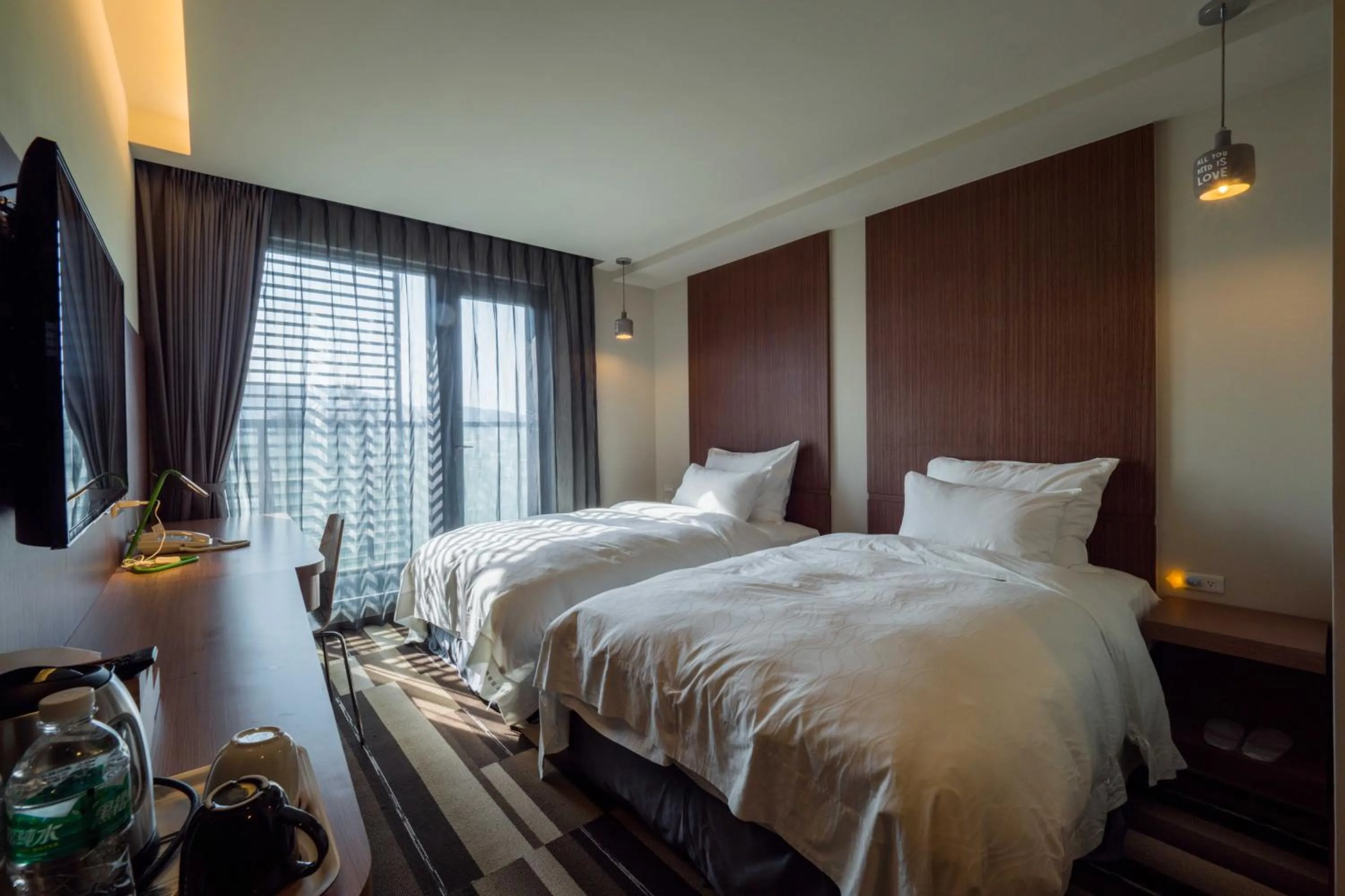 Bedroom, Bed in Watermark Hotel Kaohsiung Main Station