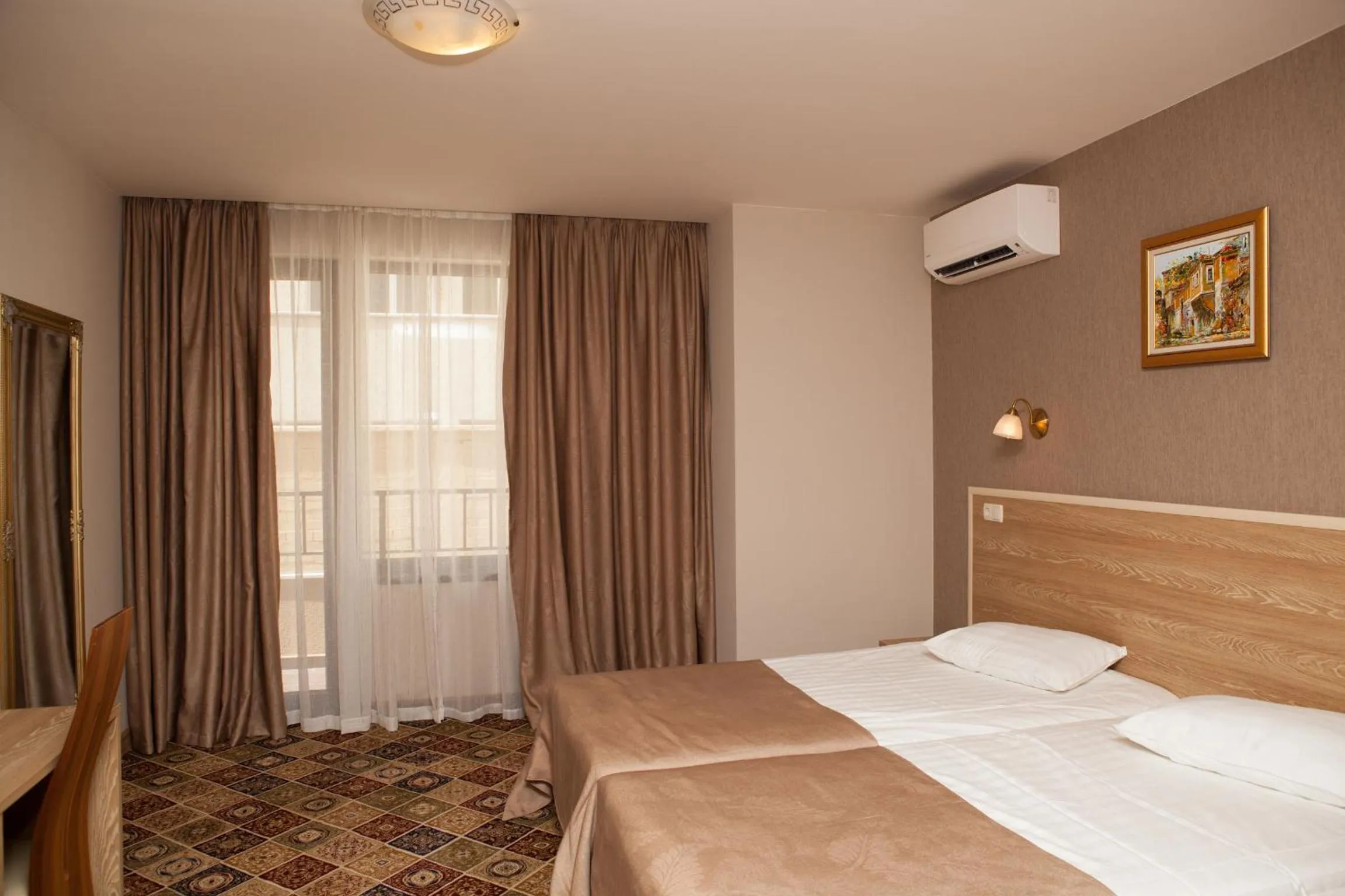 Photo of the whole room, Bed in Hotel Motto