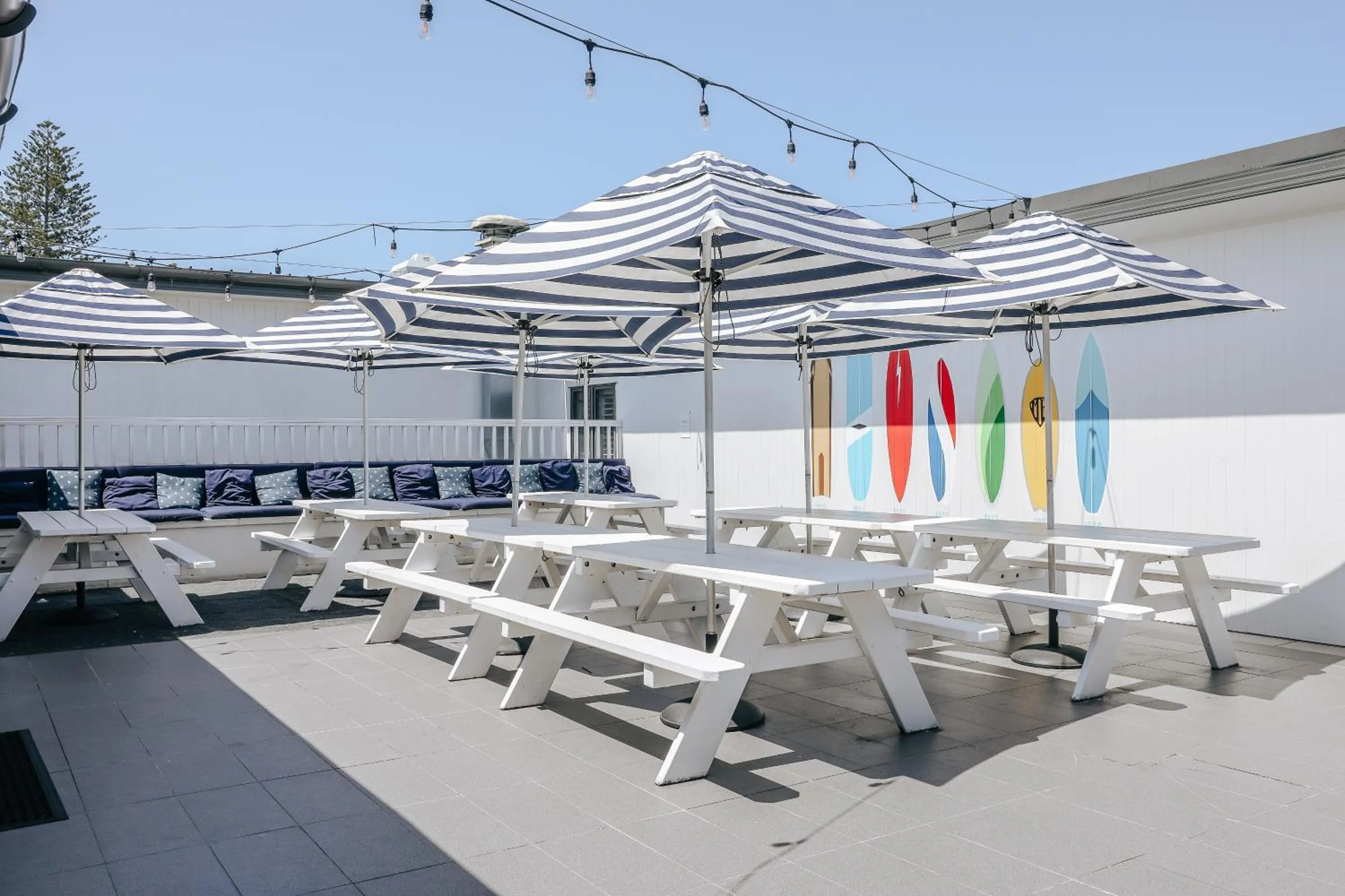 Lounge or bar in The Surf House