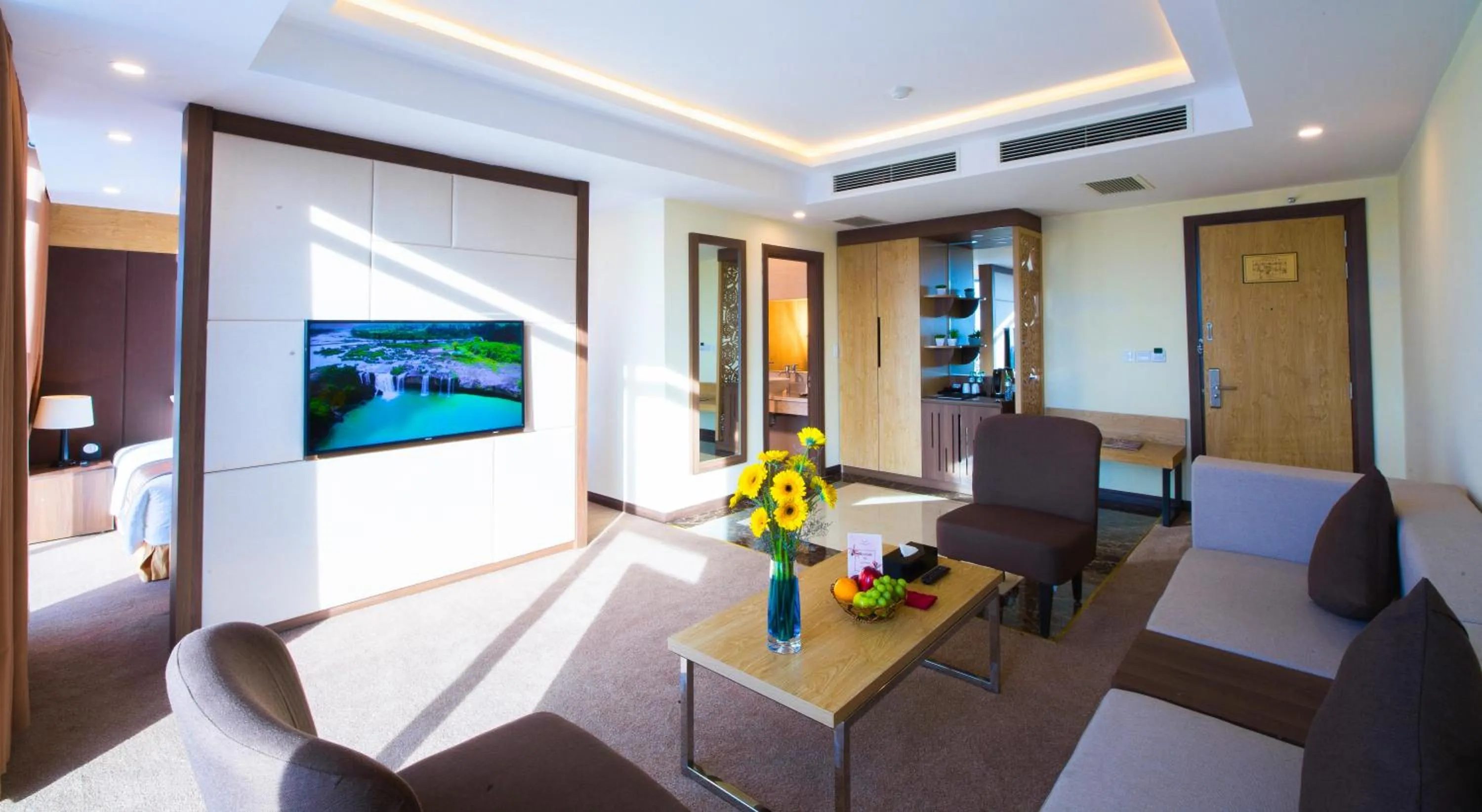 Living room in Muong Thanh Luxury Buon Ma Thuot Hotel