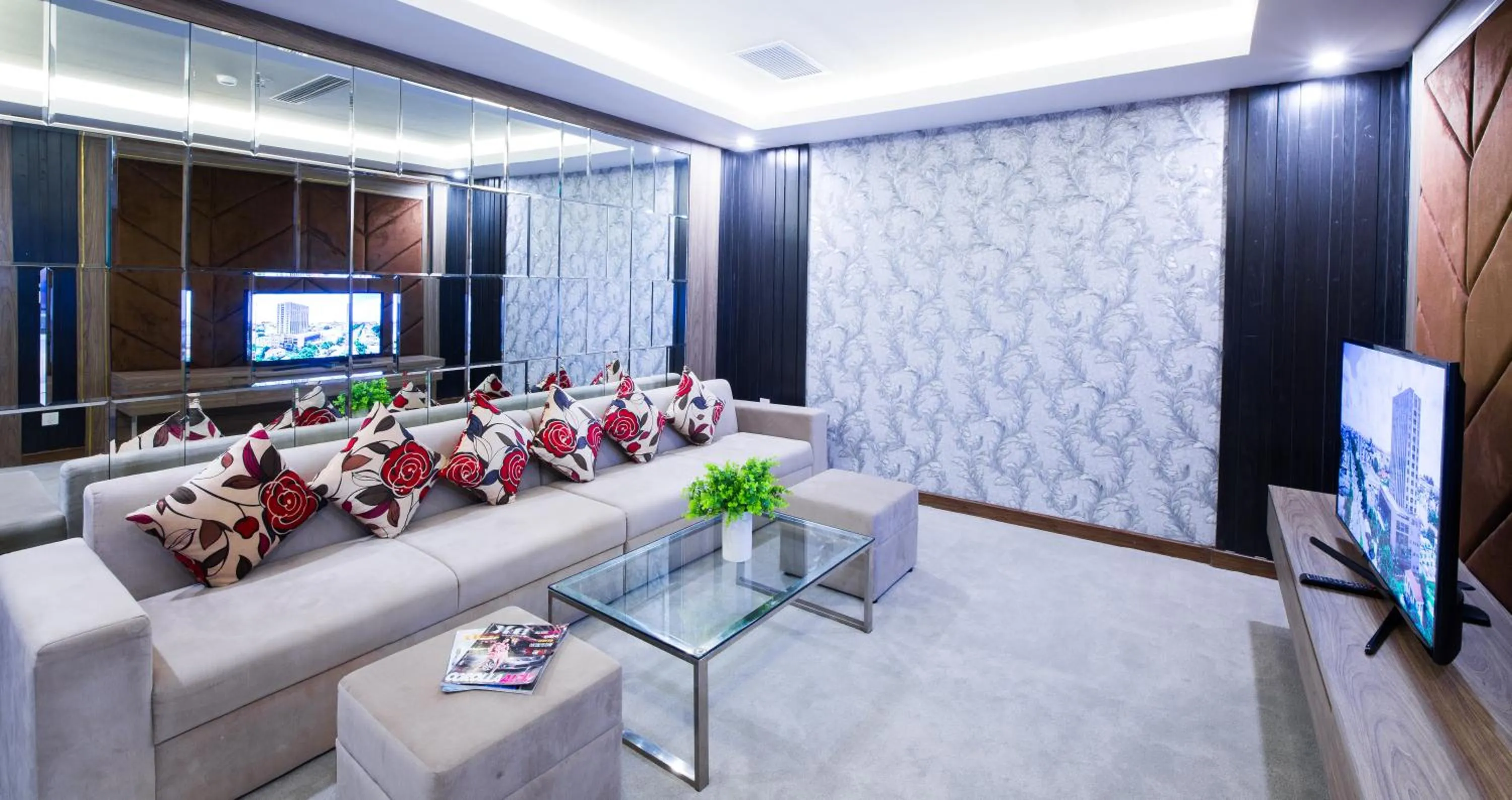 Living room in Muong Thanh Luxury Buon Ma Thuot Hotel