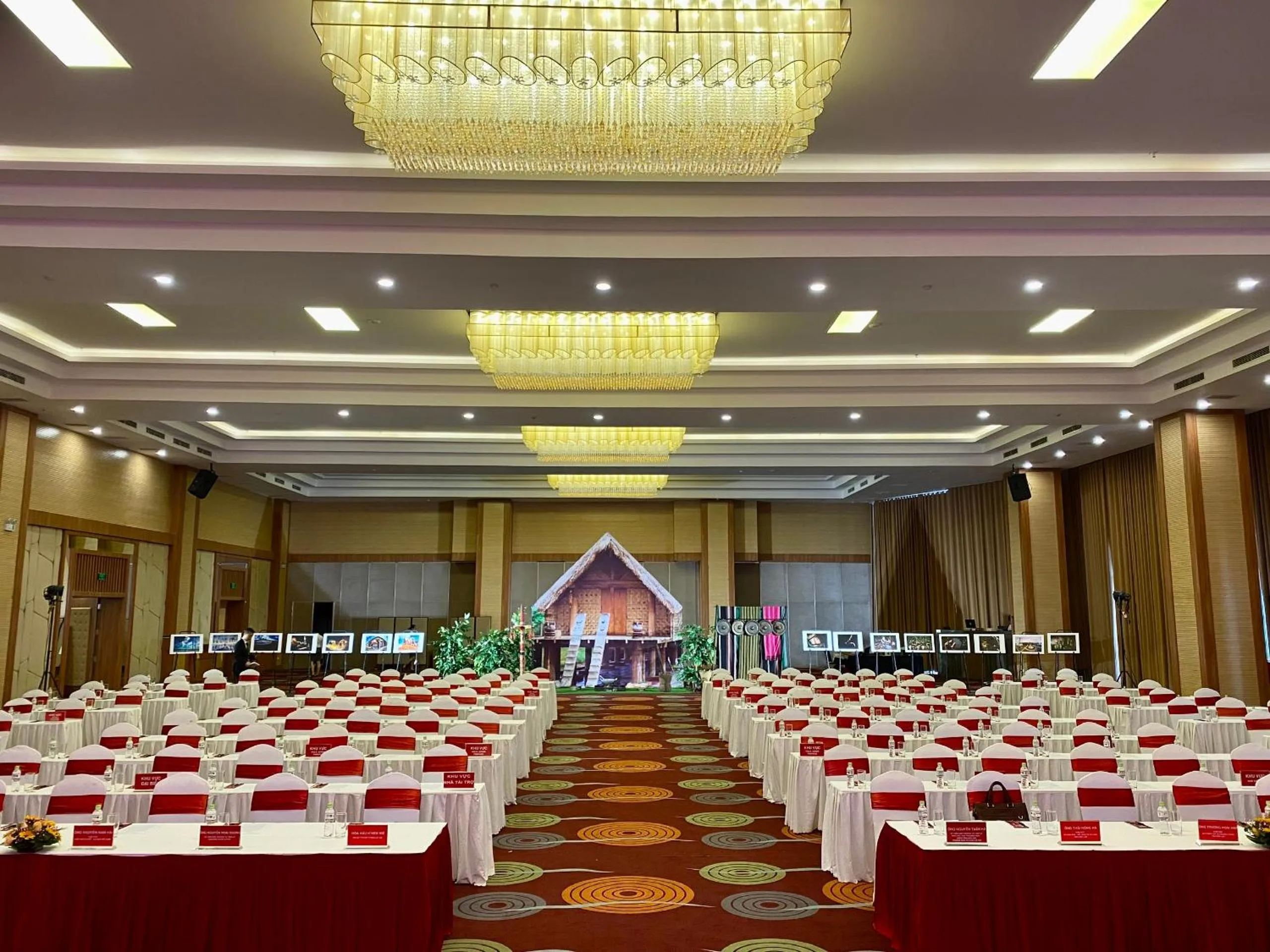 Meeting/conference room in Muong Thanh Luxury Buon Ma Thuot Hotel