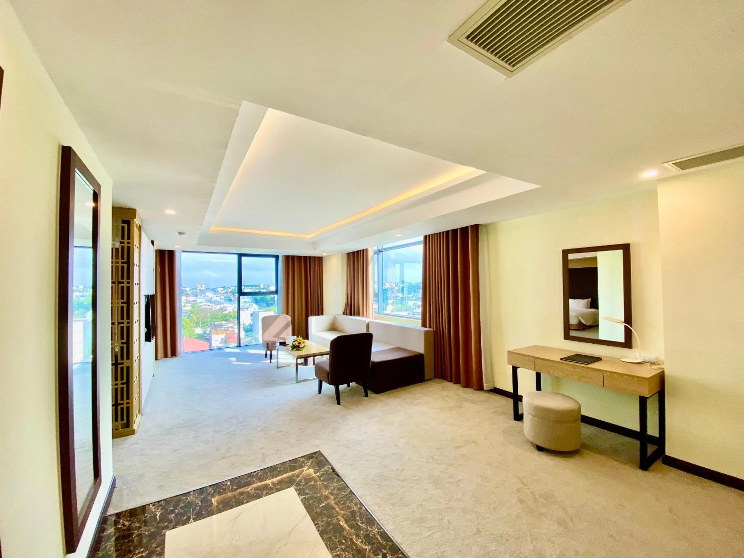 Photo of the whole room in Muong Thanh Luxury Buon Ma Thuot Hotel