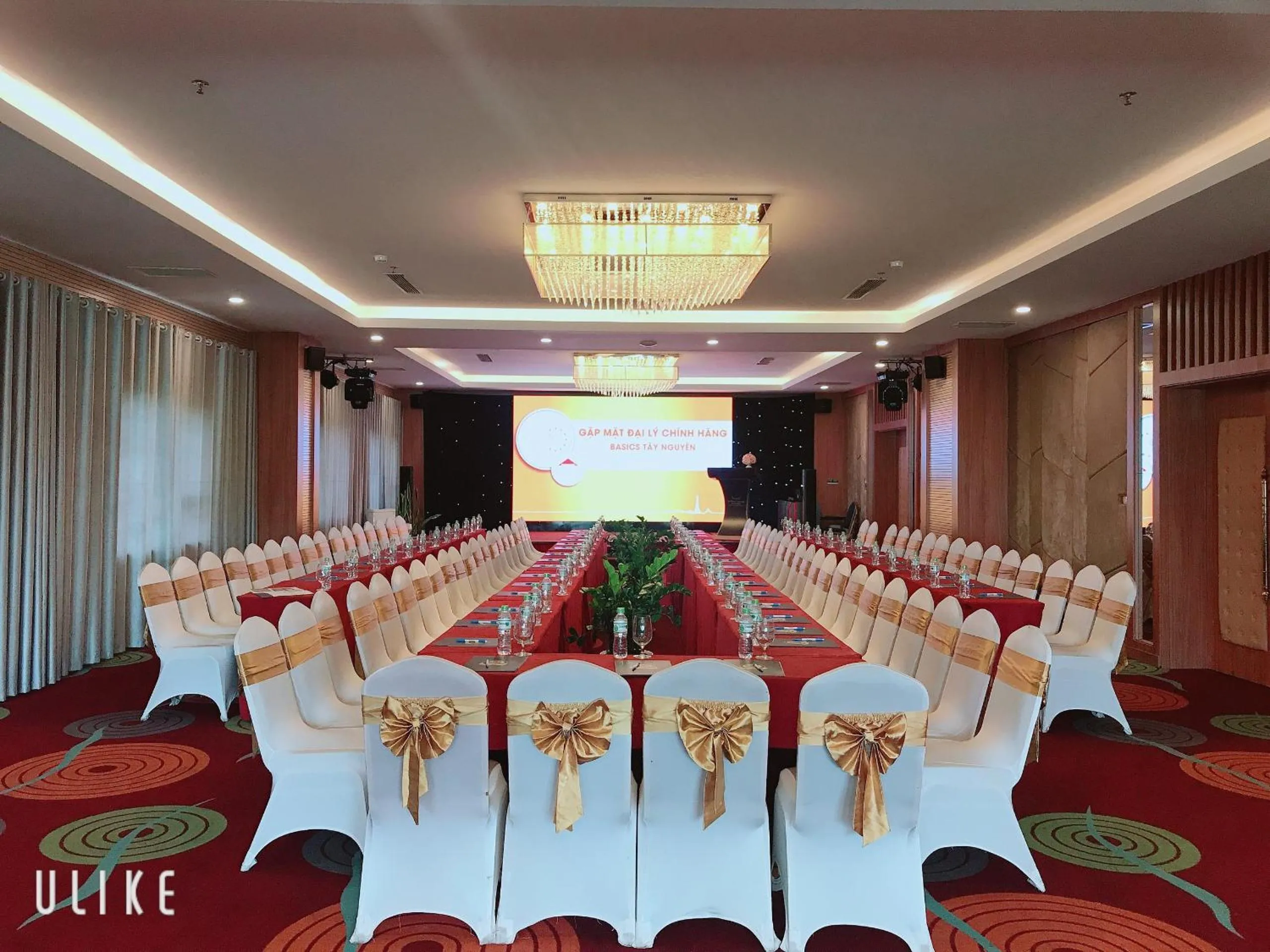 Meeting/conference room in Muong Thanh Luxury Buon Ma Thuot Hotel