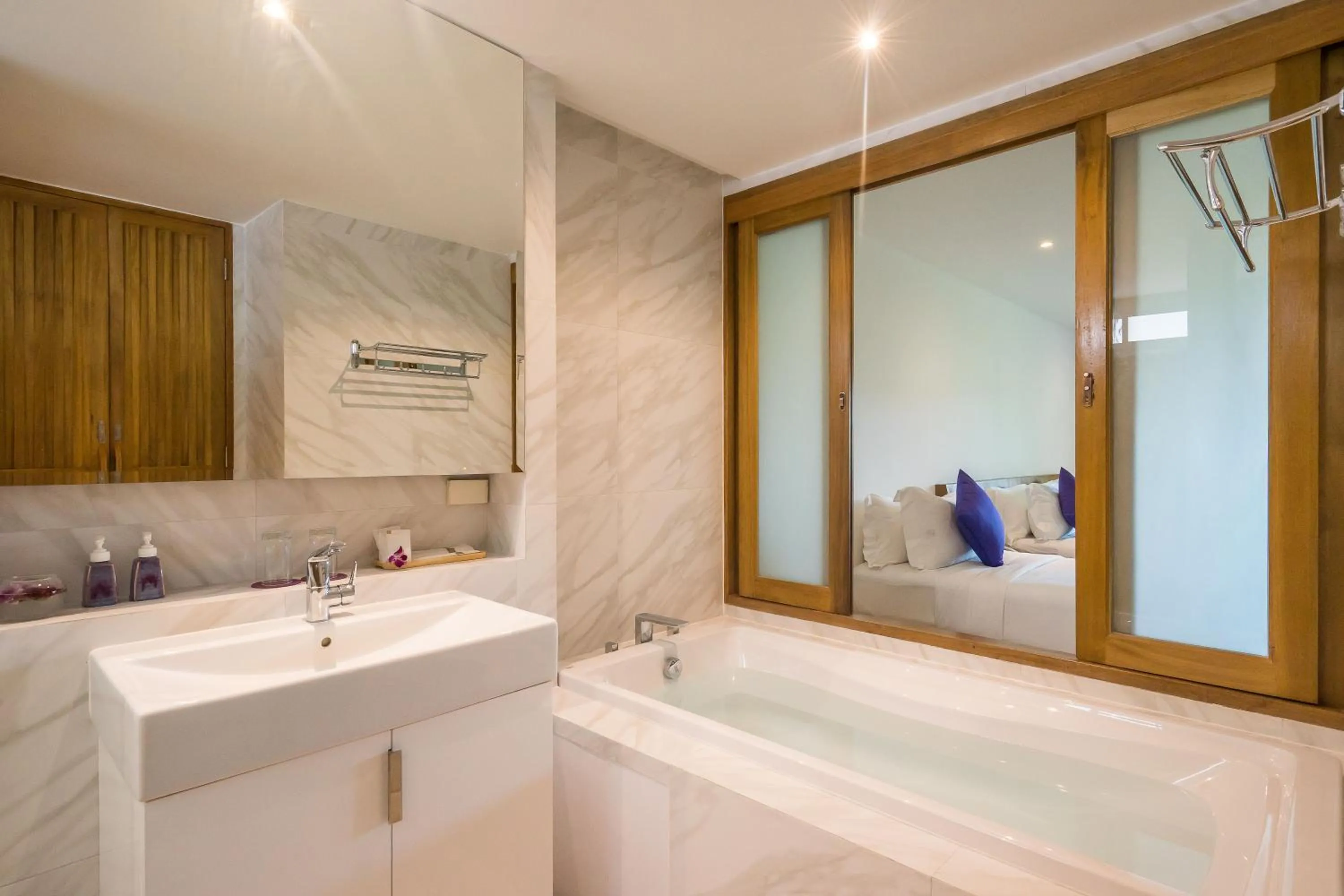 Bath in White Sand Samui Resort