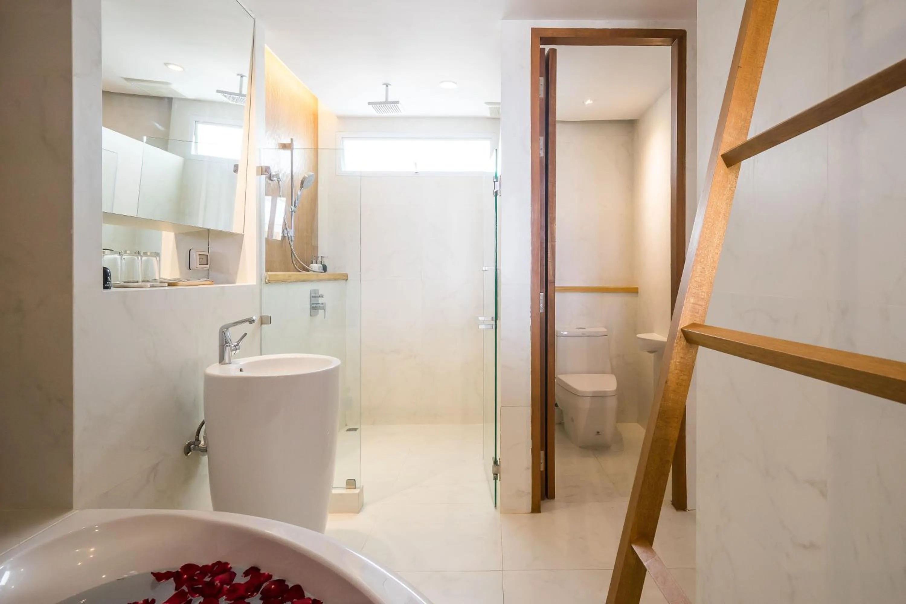 Bathroom in White Sand Samui Resort