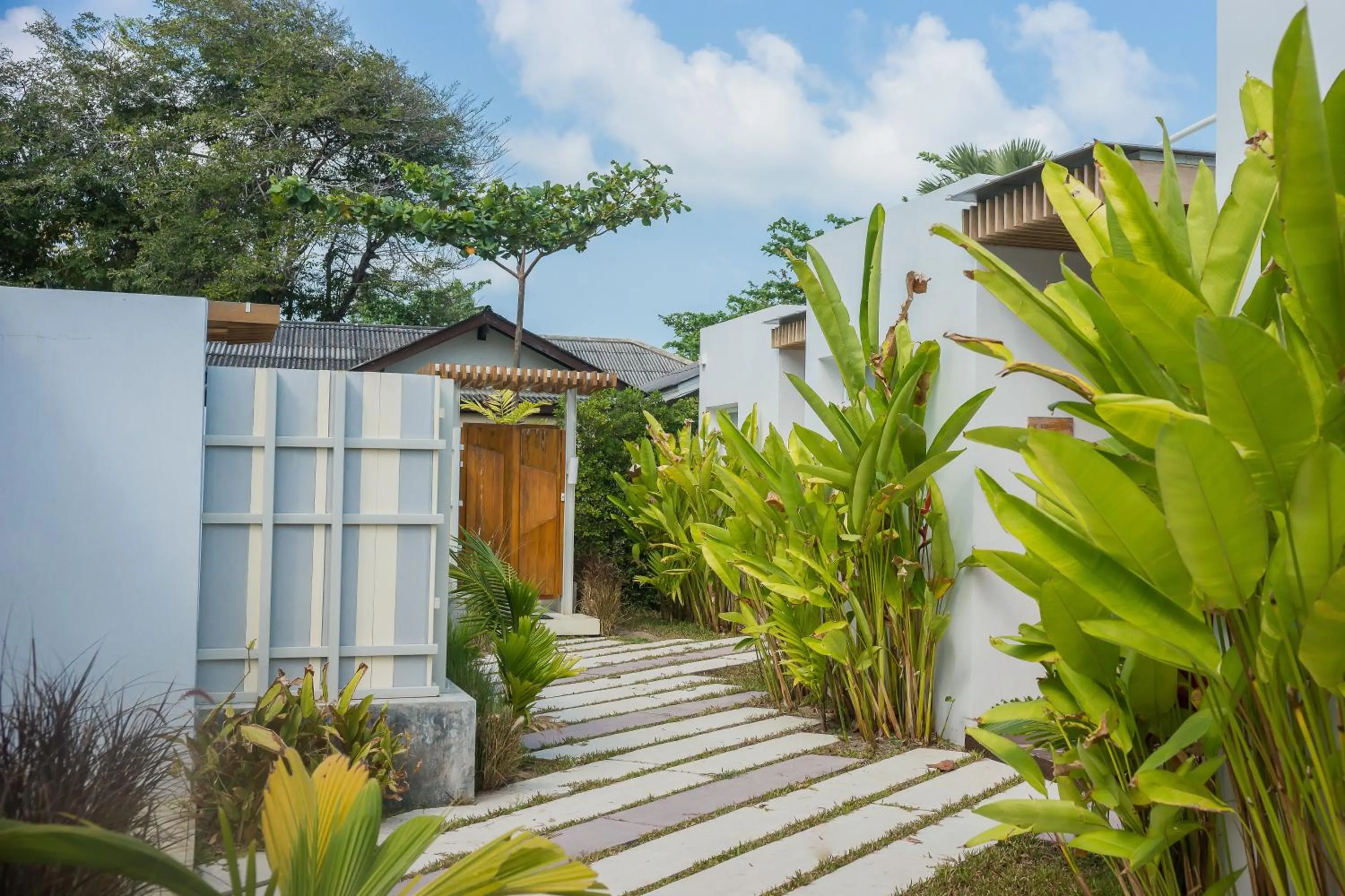 Property building in White Sand Samui Resort