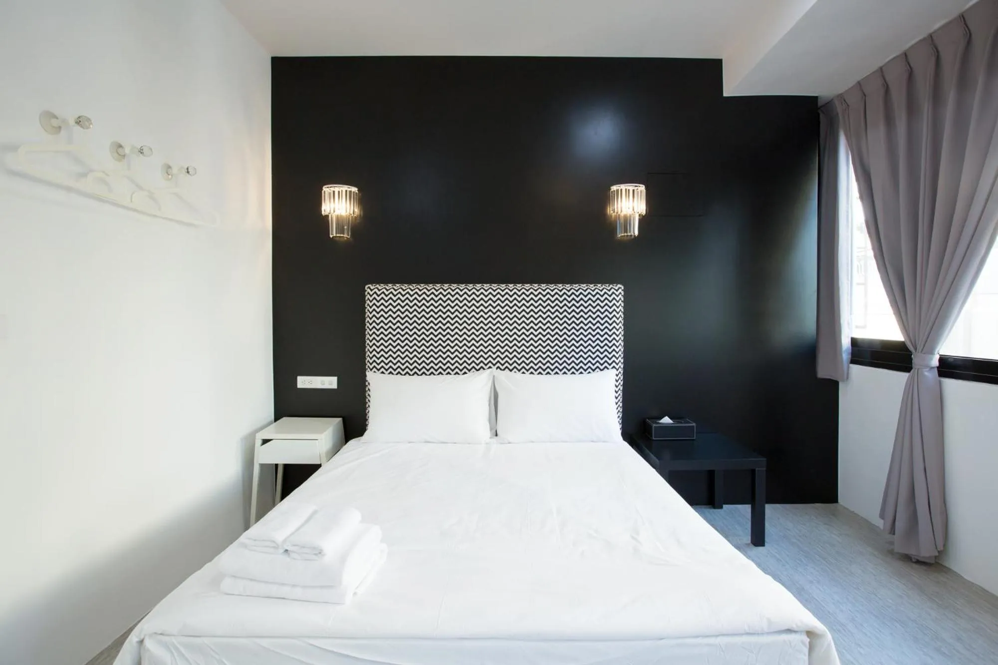 bunk bed, Bed in Live in the Happiness