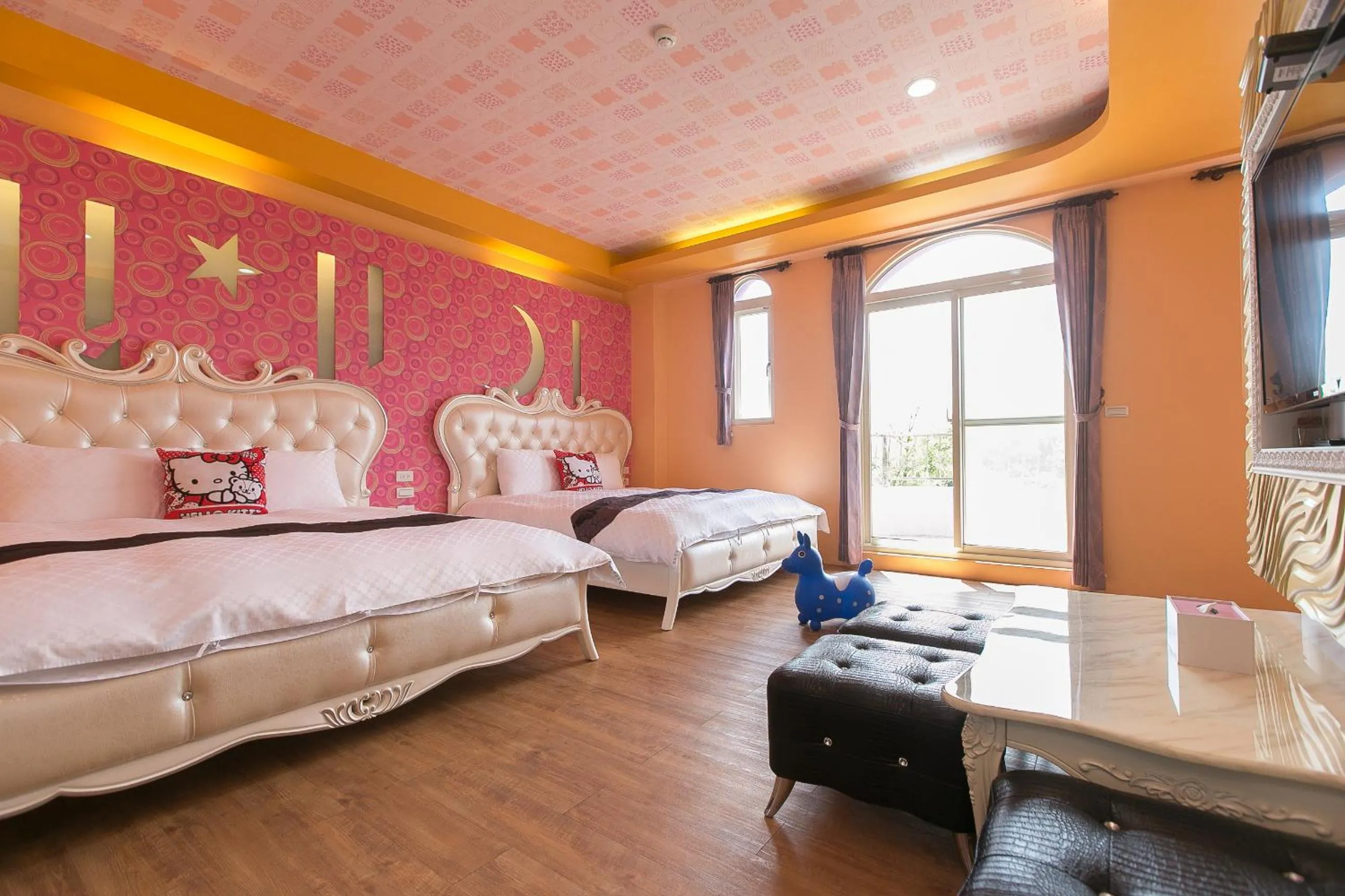 Photo of the whole room, Bed in Saint Petersburg