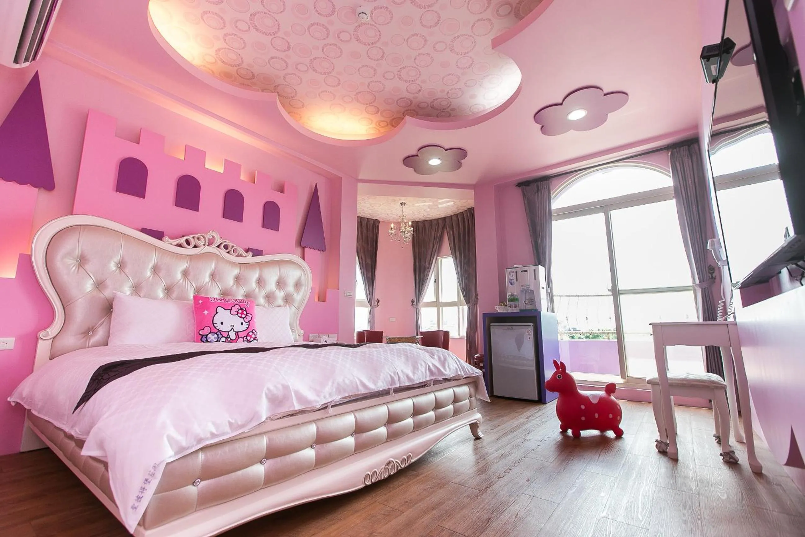 Photo of the whole room, Bed in Saint Petersburg