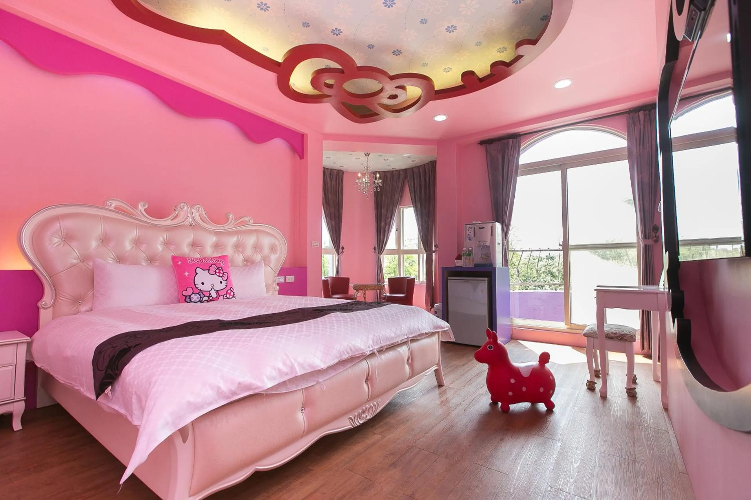 Photo of the whole room, Bed in Saint Petersburg