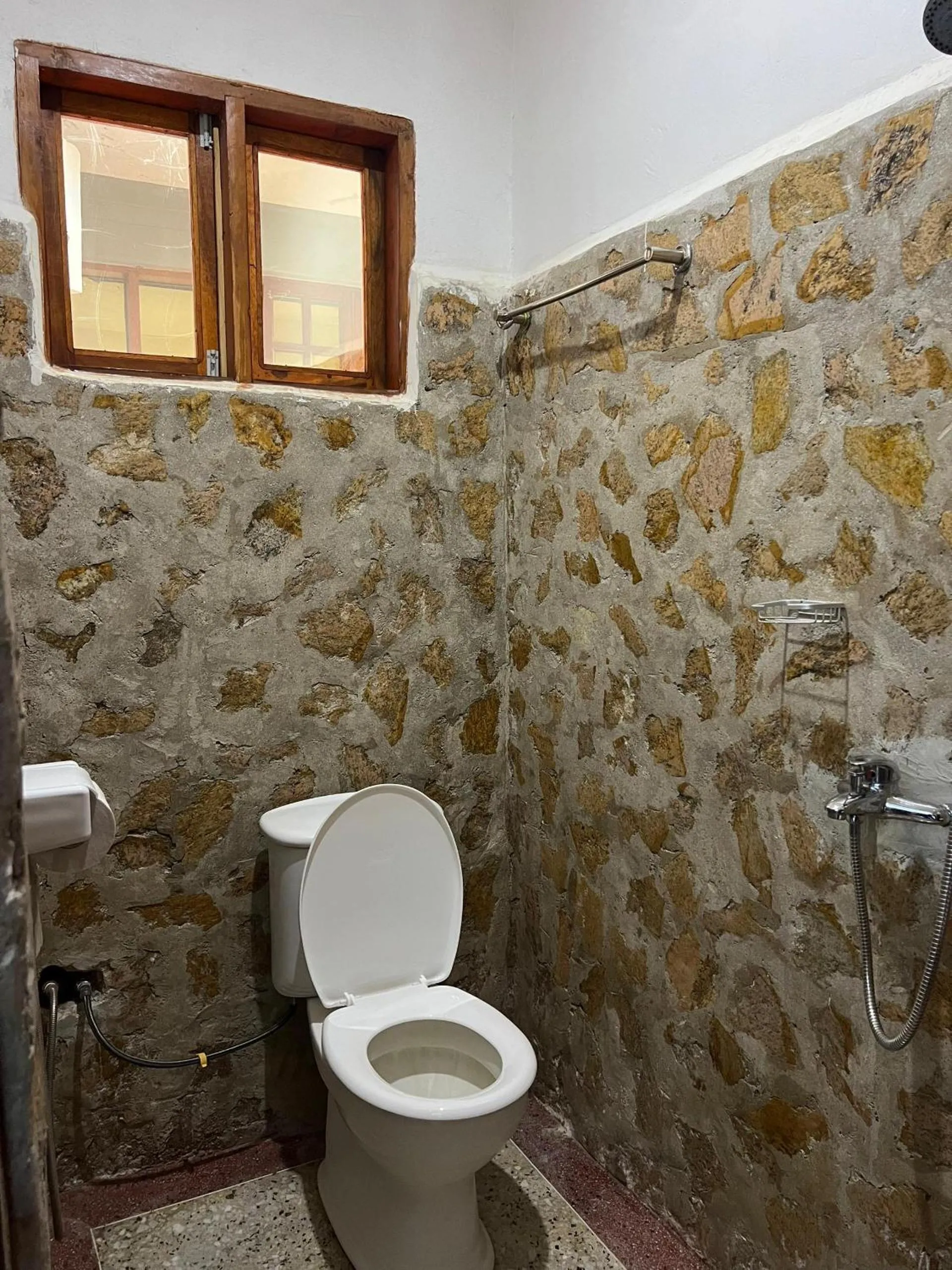 Toilet in The Paradise Inn Kilimanjaro