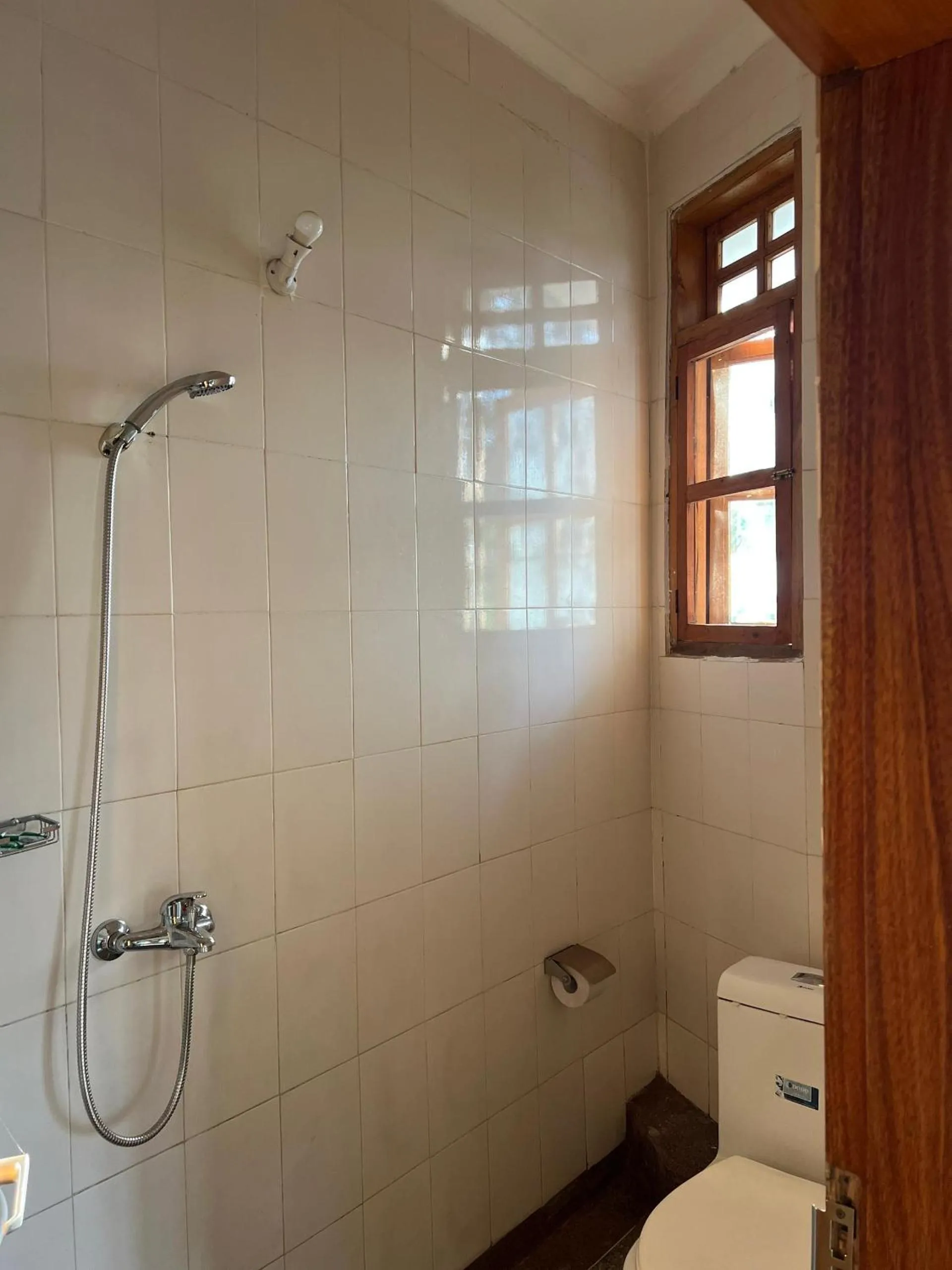 Shower in The Paradise Inn Kilimanjaro