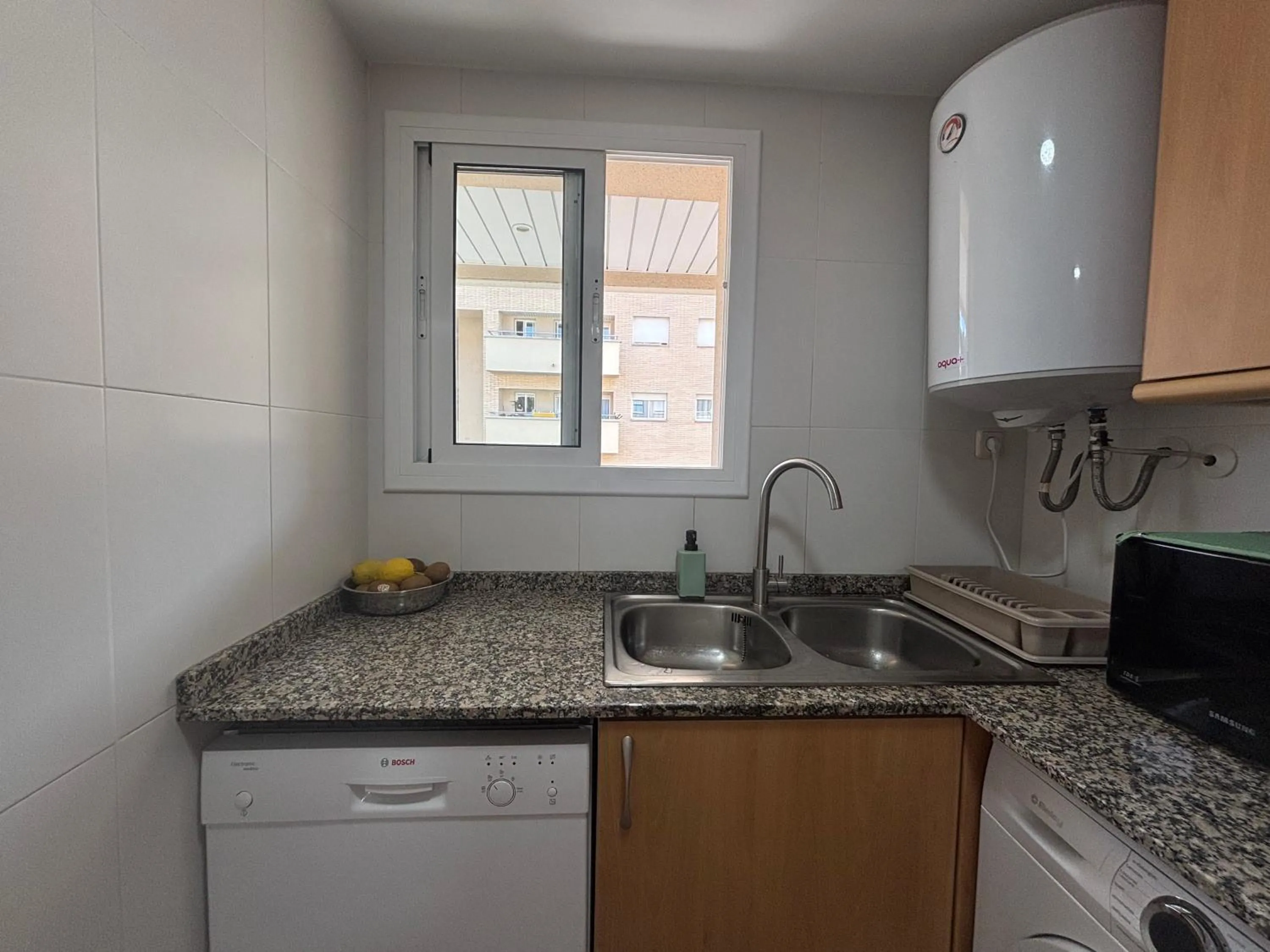 Kitchen or kitchenette in Santa Clotilde
