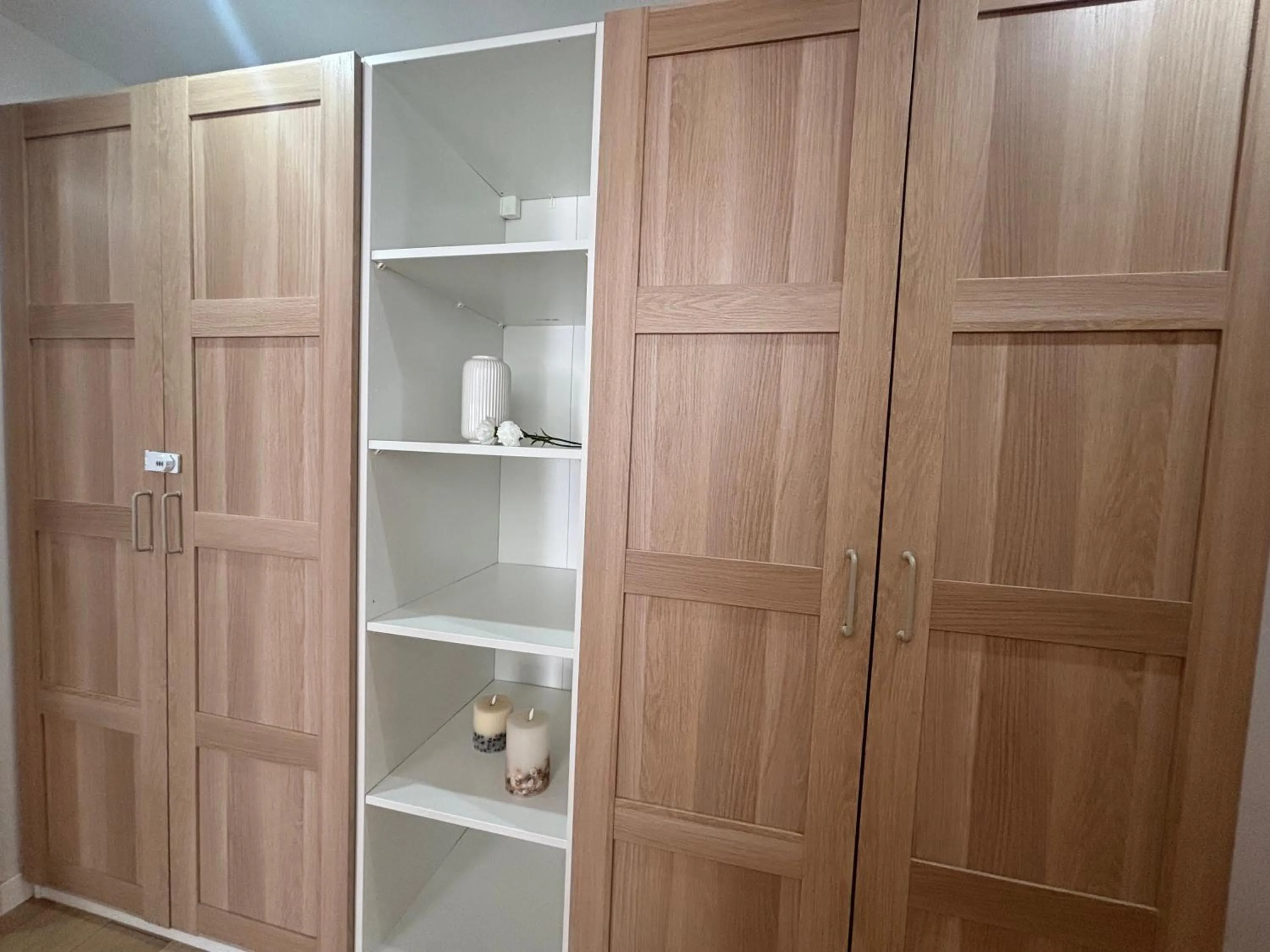 wardrobe in Santa Clotilde