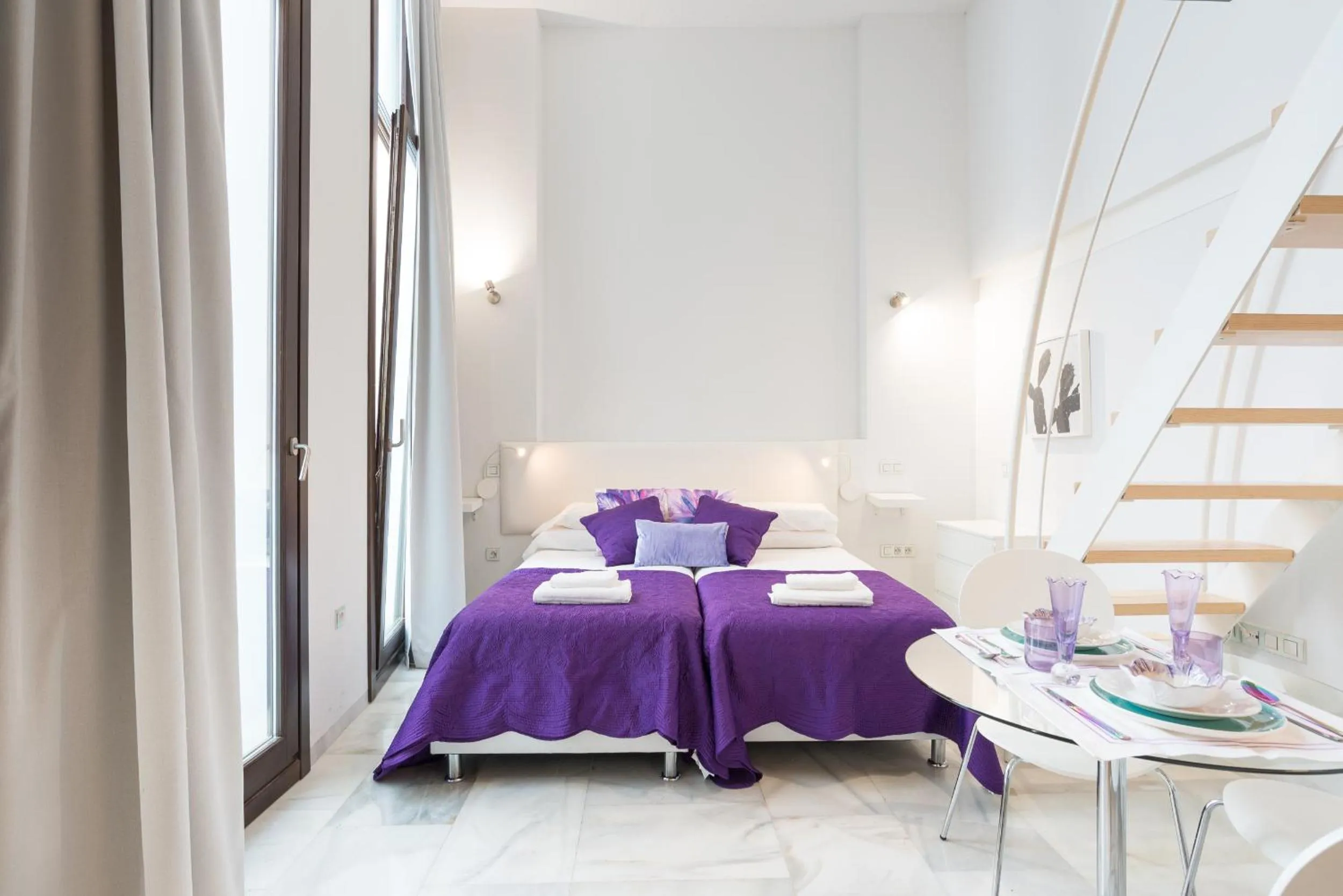 Bedroom, Bed in Malaga City Breaks