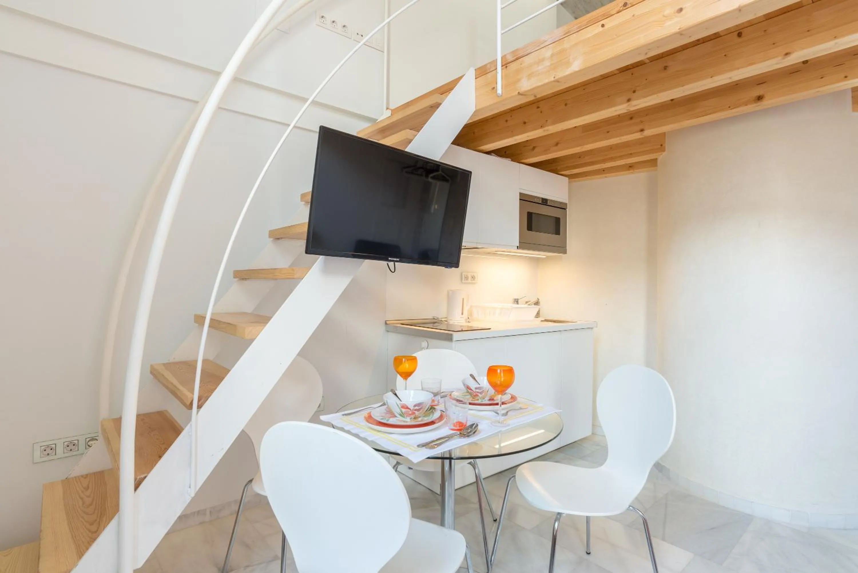 Dining area in Malaga City Breaks