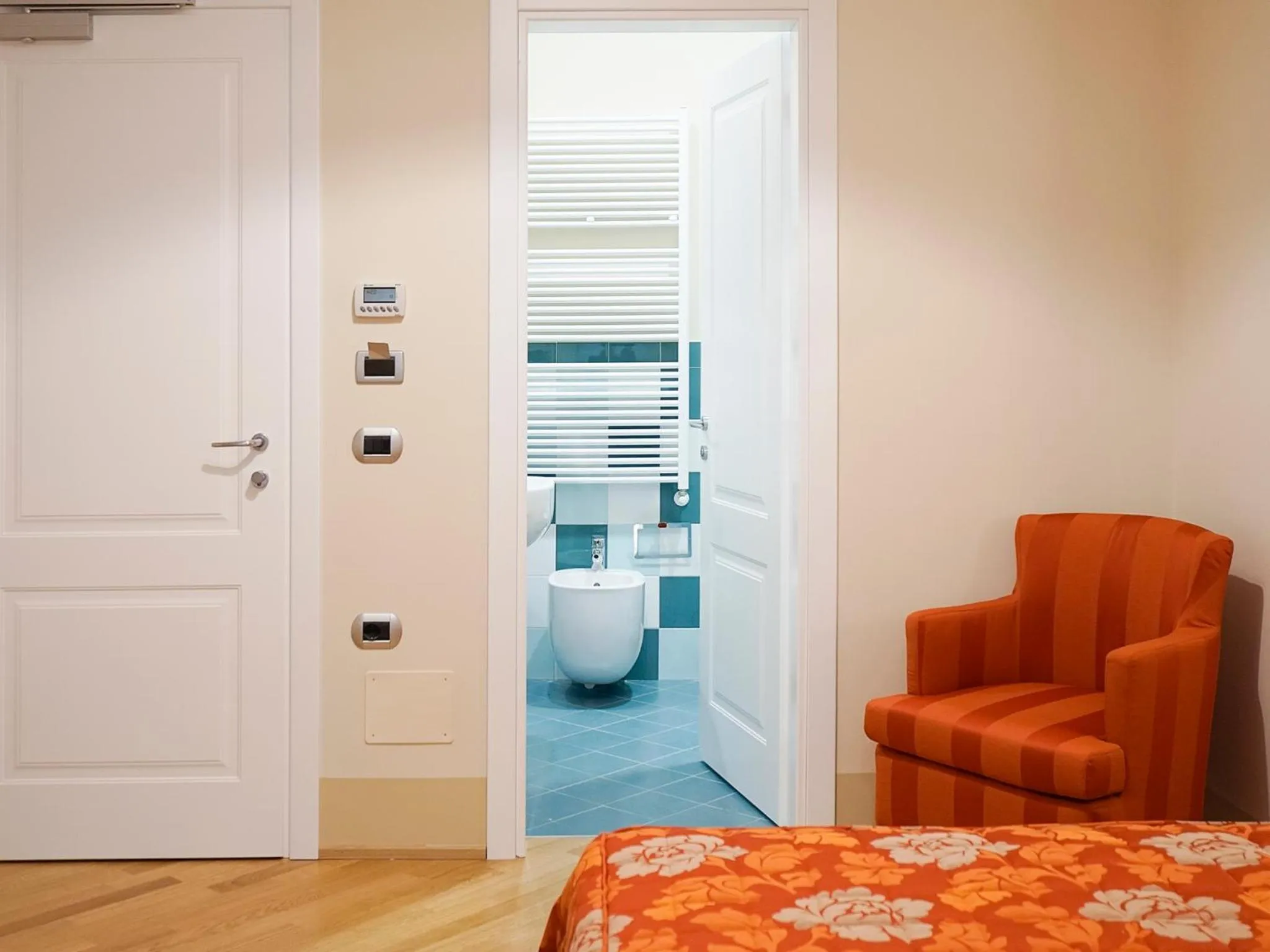 Photo of the whole room in Casa Isolani Luxury Rooms Piazza Maggiore 1